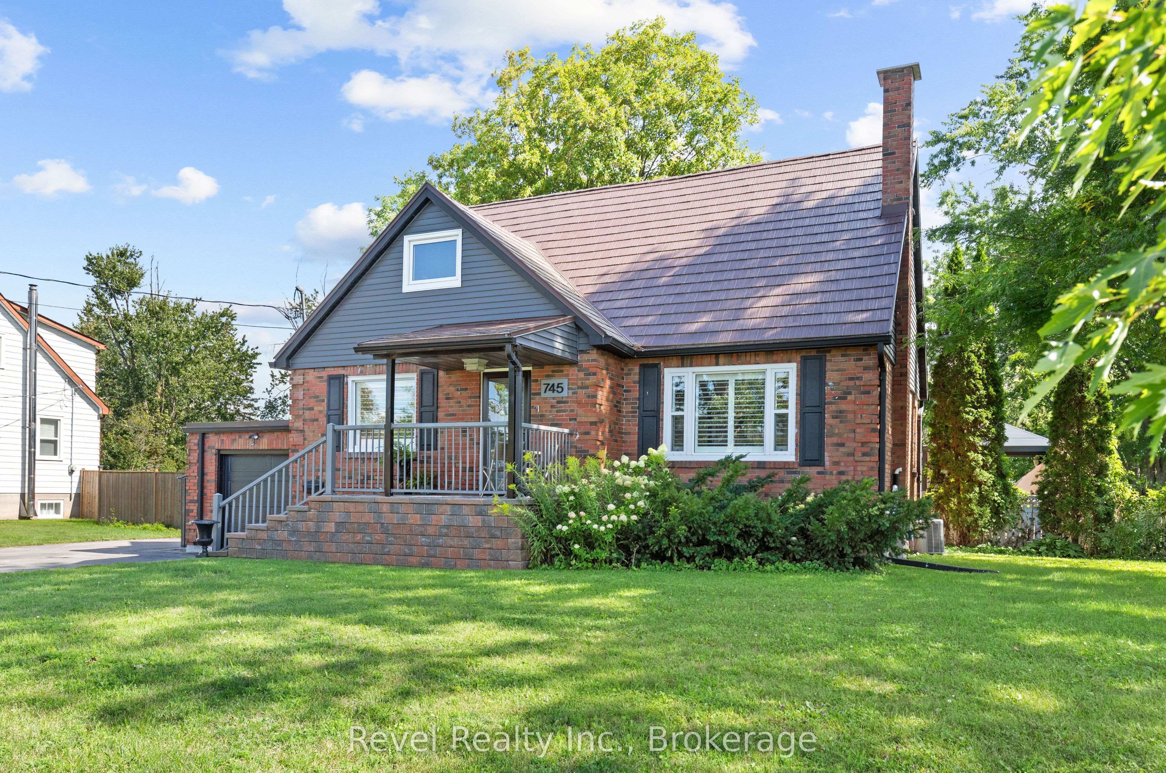 745 Crawford Drive, Peterborough, ON K9J 3W9 photo 3