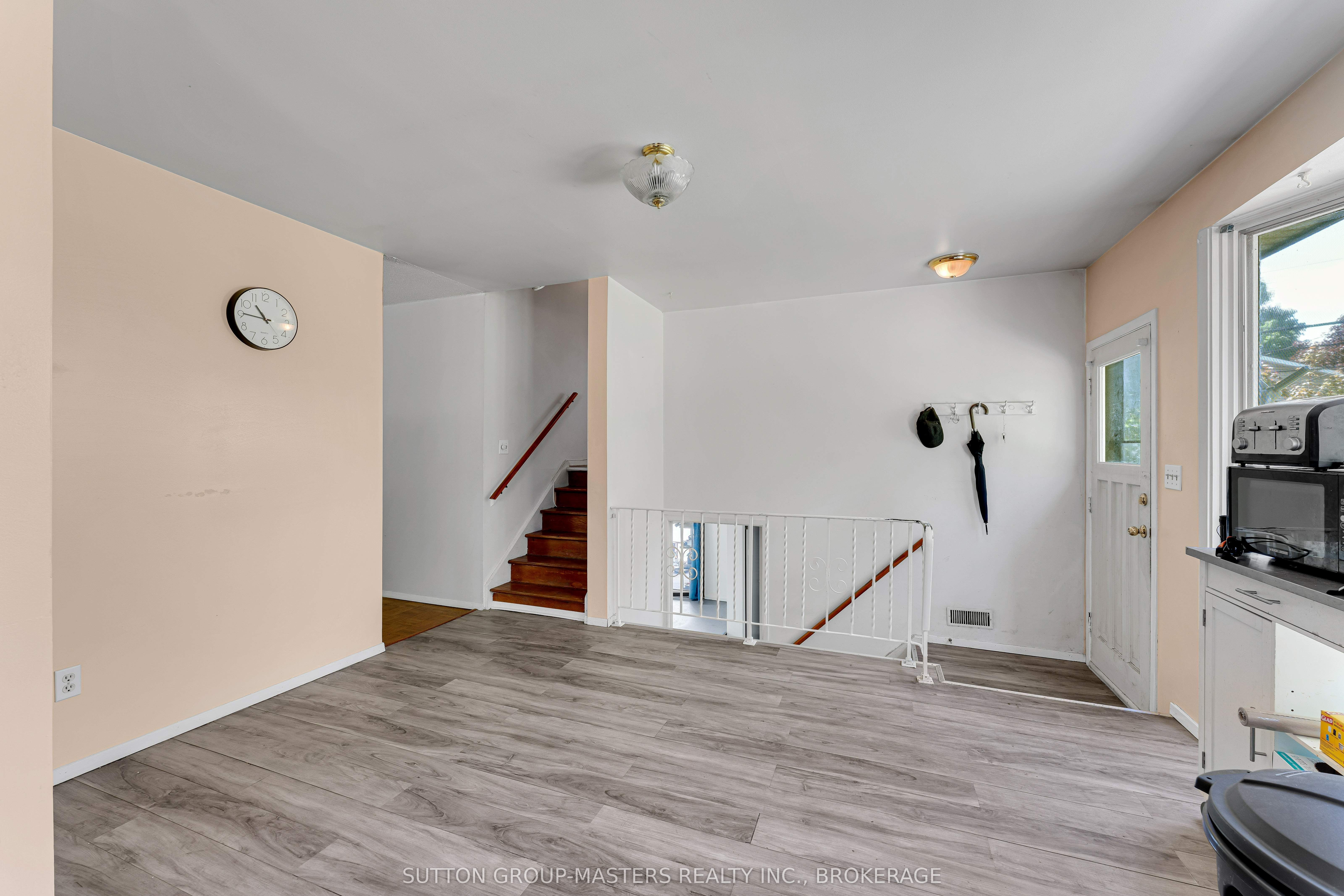 150 Dauphin Avenue, Kingston, ON K7K 6B1 photo 5