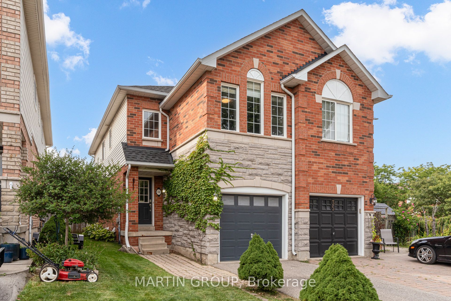 33 Slater Court, Hamilton, ON L8B 0K8 photo 3