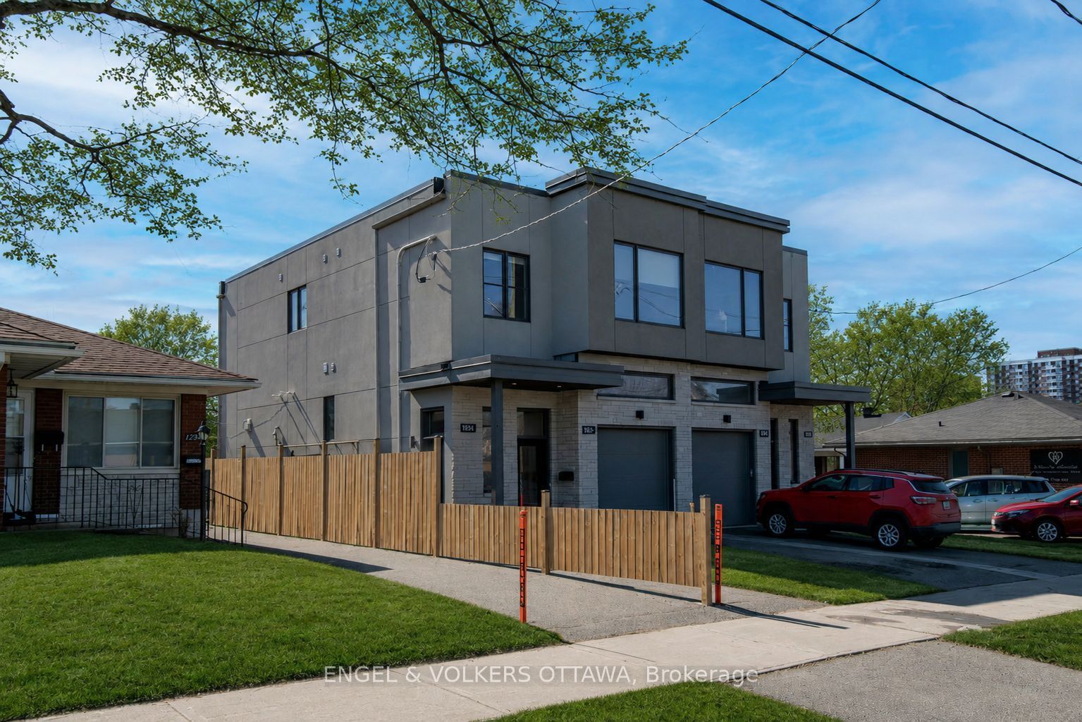 1288A Kilborn Avenue, Alta Vista and Area, ON K1H 6L3 photo 2