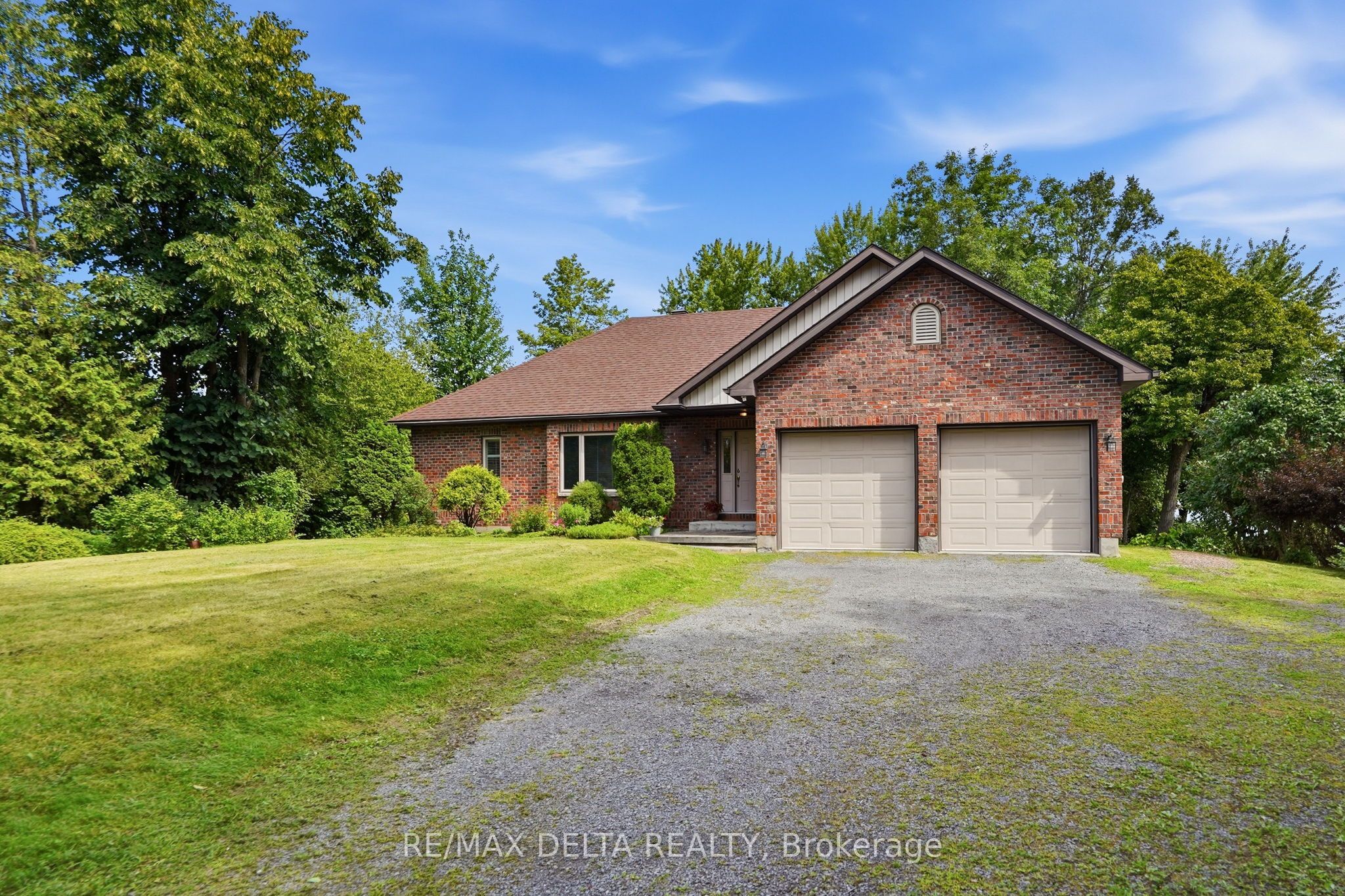 1779 Chemin Des Eaux Paisibles Road, Champlain, ON K0B 1K0 photo 5