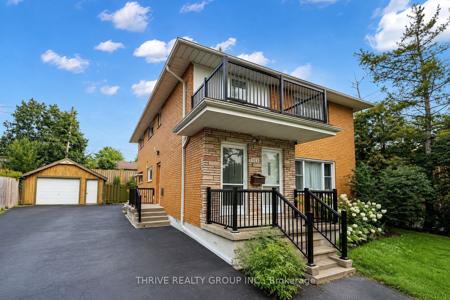 1023 Eagle Drive Upper, London South, ON N5Z 3H4