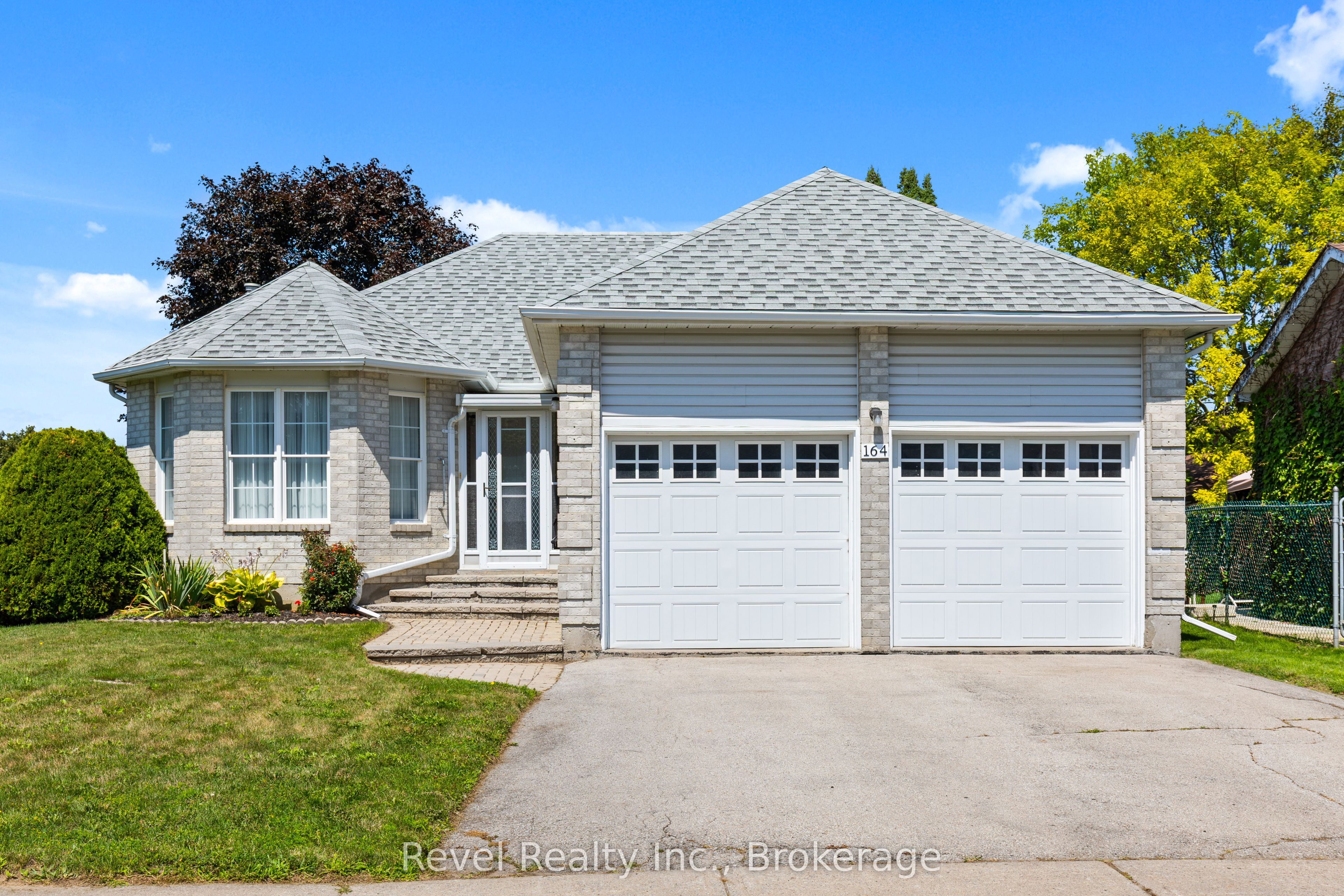 164 Elgin Street, Kawartha Lakes, ON K9V 6B3 photo 2