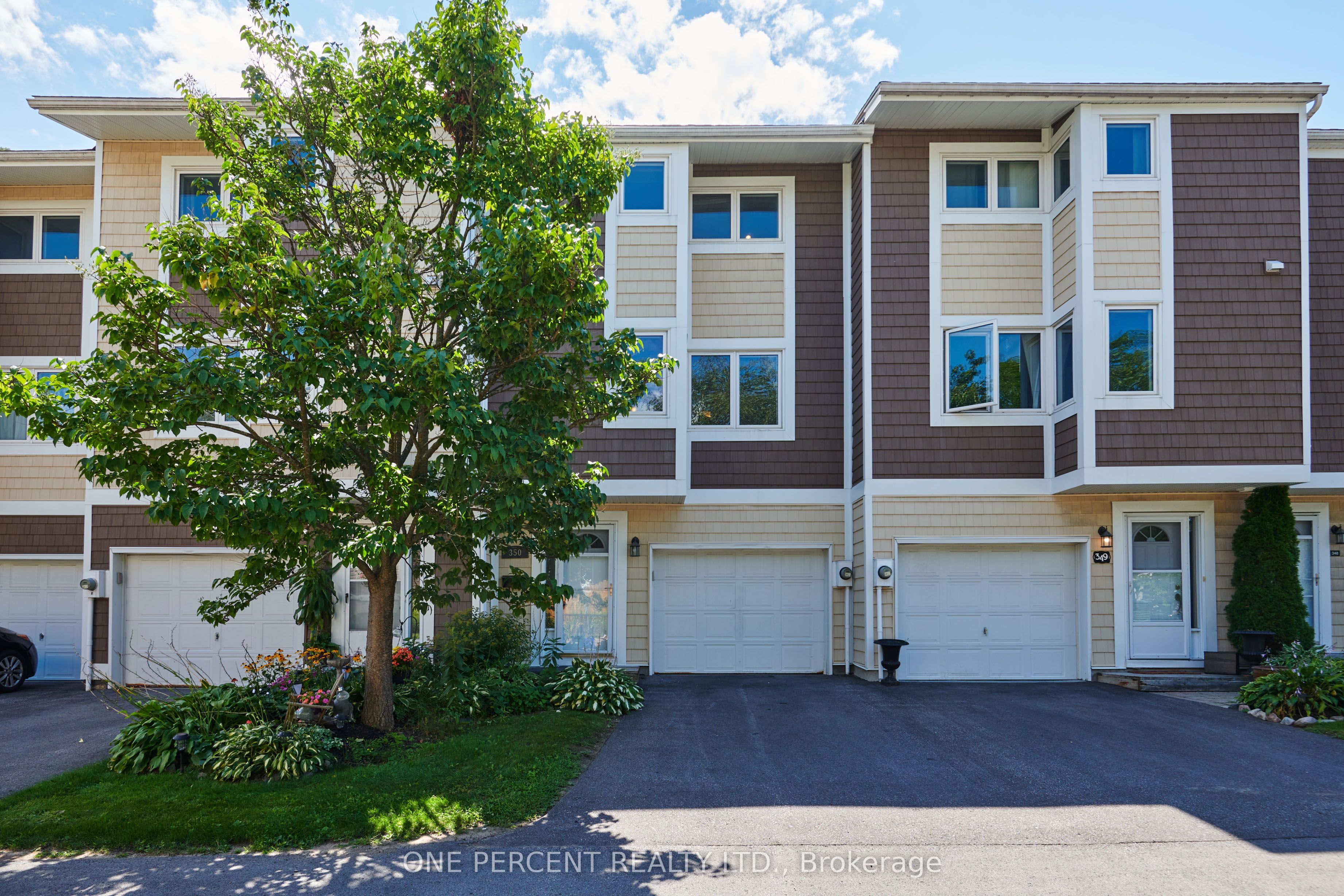 350 Stowe Court, Kanata, ON K2K 1Z6