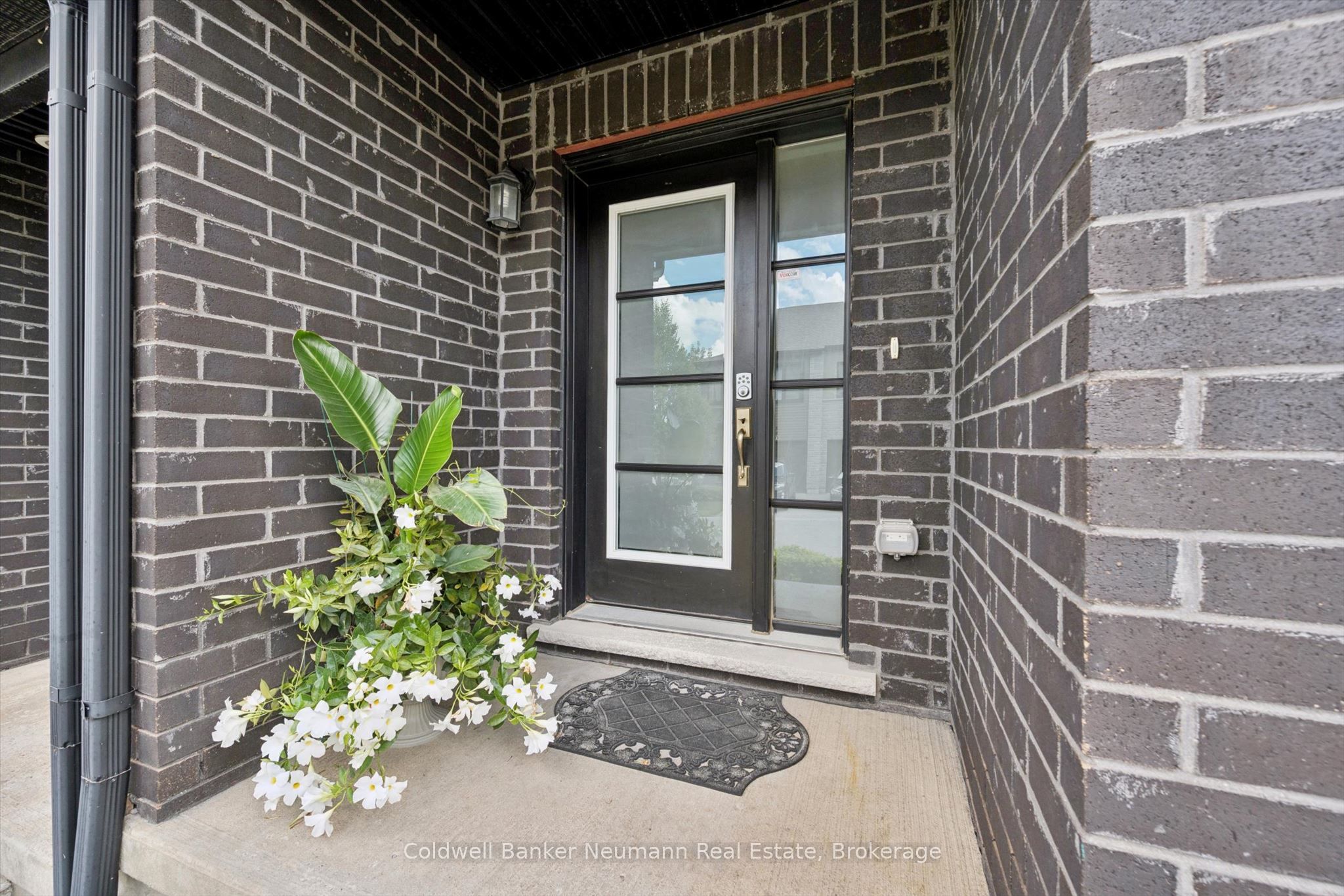 91 Poppy Drive E 3, Guelph, ON N1L 0M6 photo 2