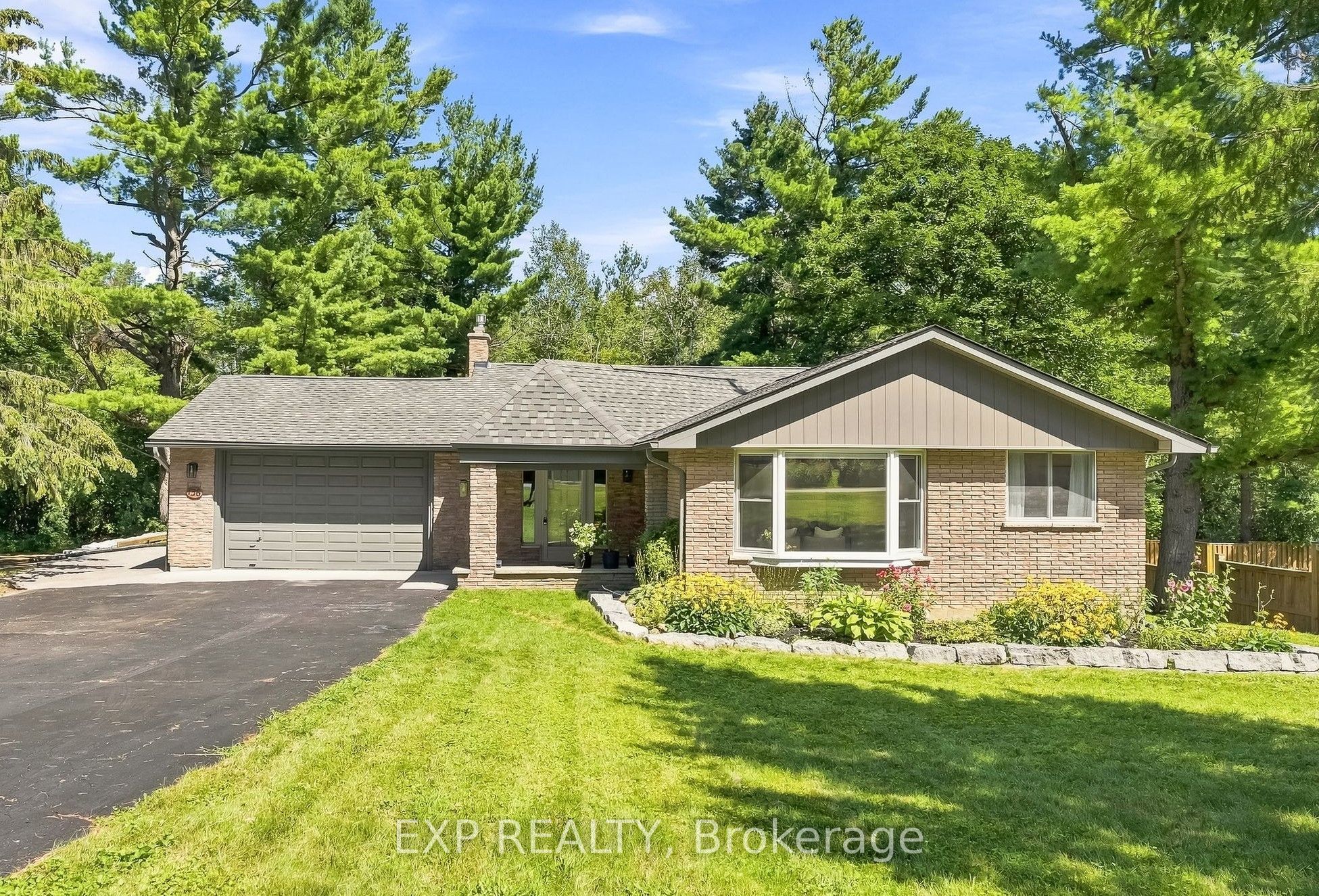 136 Coulter Dr Drive, Kawartha Lakes, ON L0A 1K0