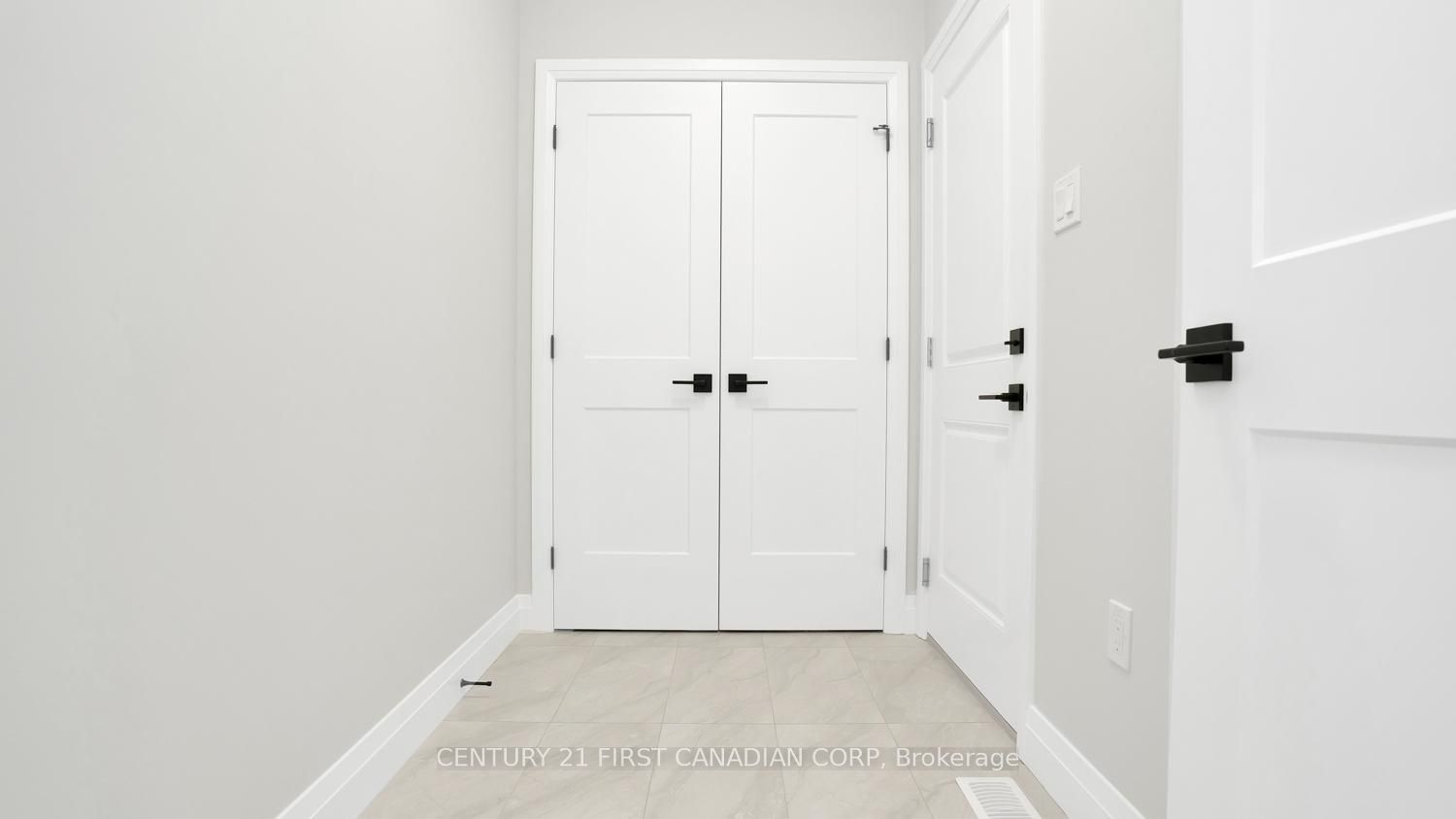 150 Shirley Street, Thames Centre, ON N0M 2P0 photo 4