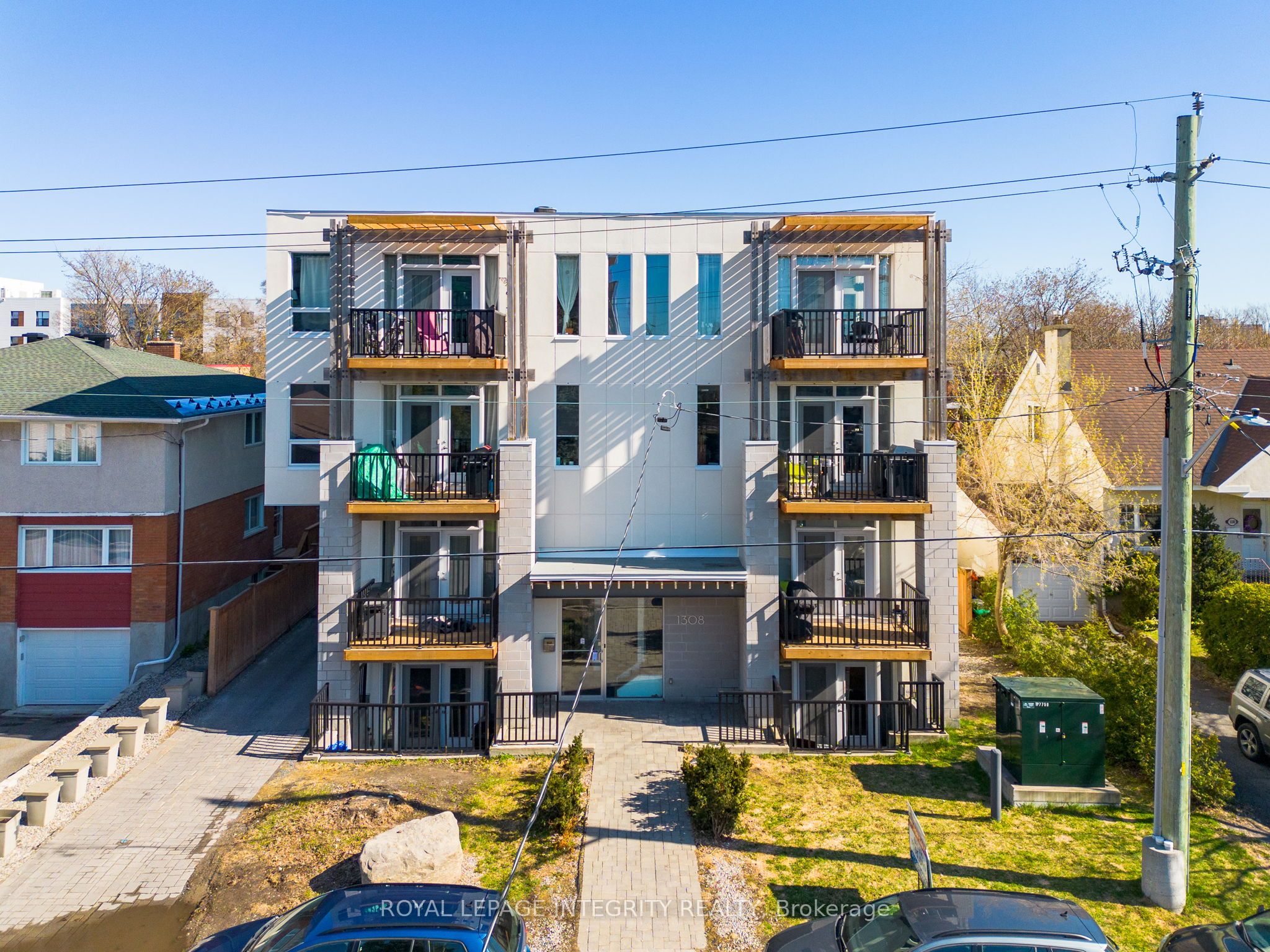 1308 THAMES Street 202, Carlington - Central Park, ON K1Z 7N4