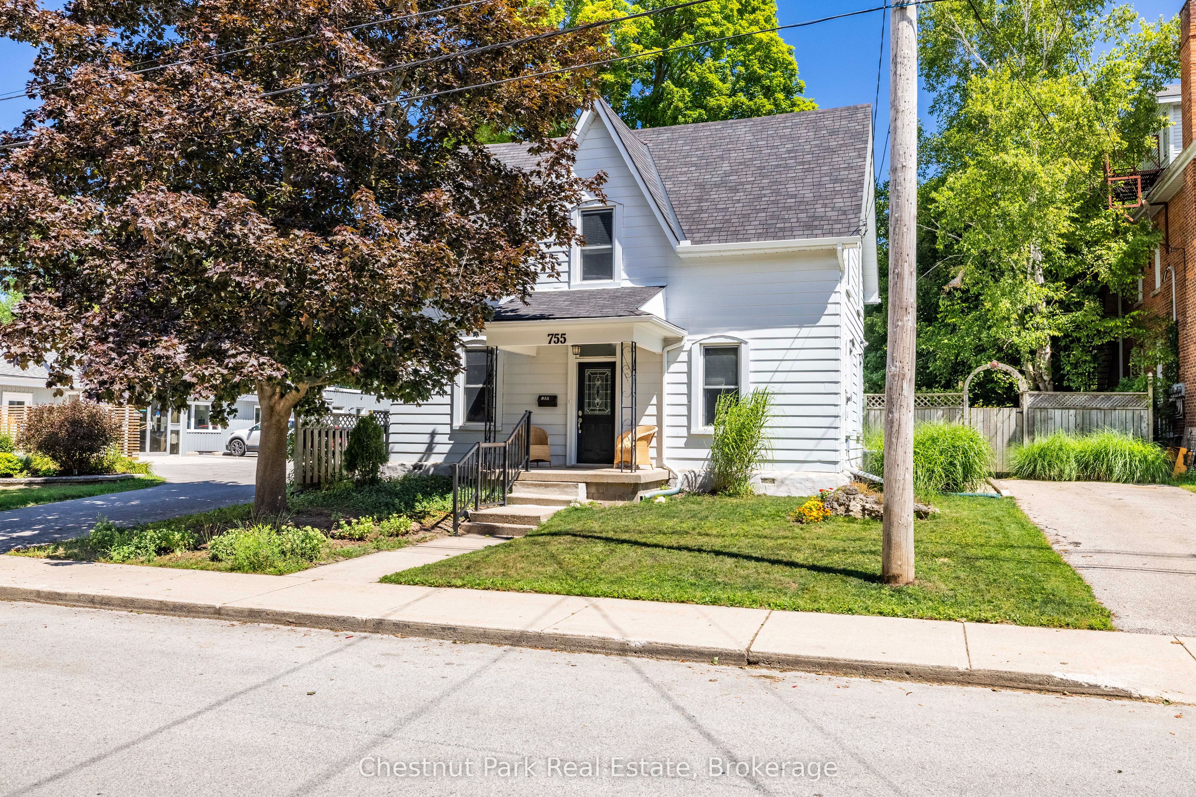 755 4th Avenue E, Owen Sound, ON N4K 2N5 photo 2