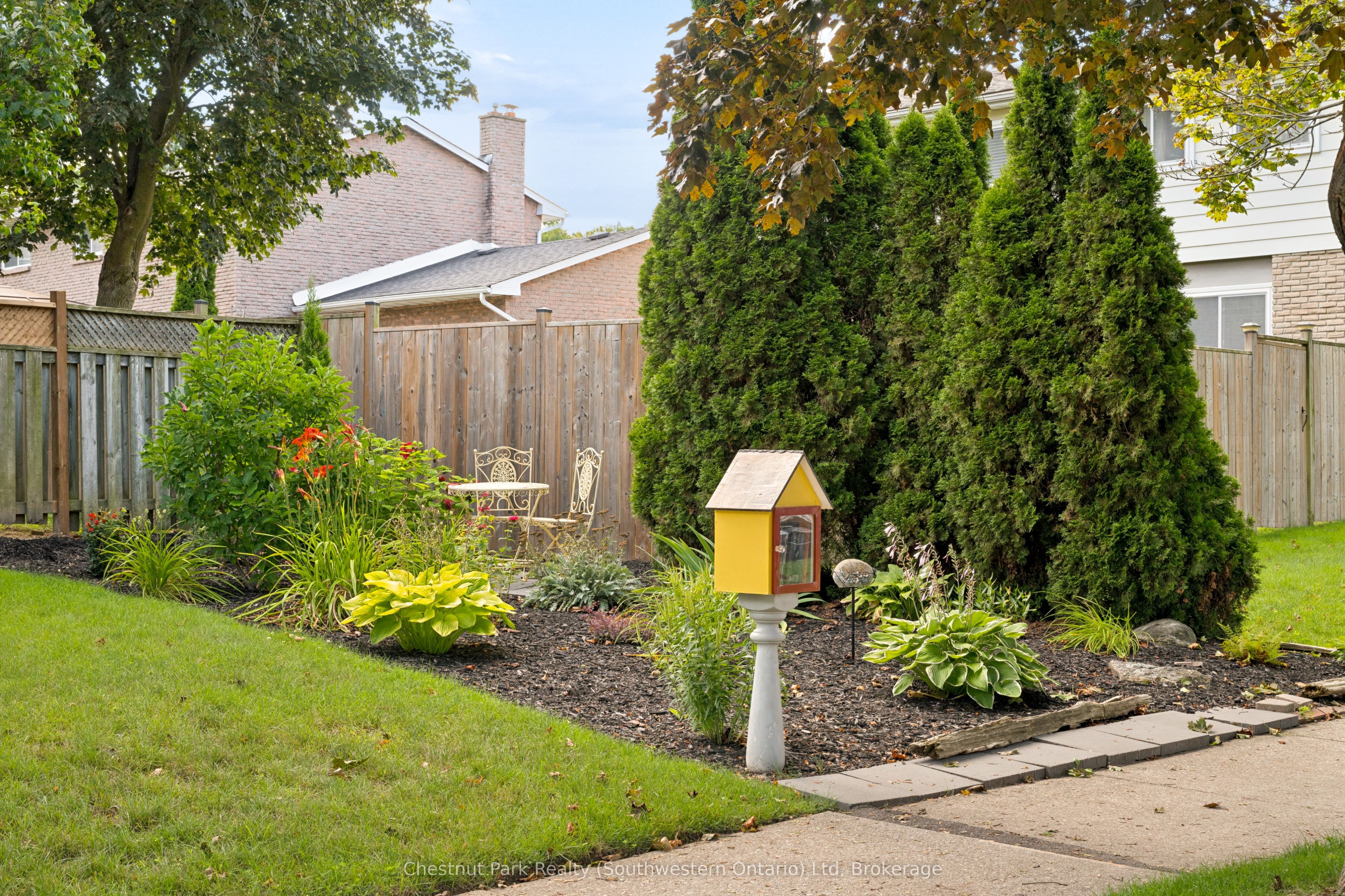 158 Autumn Hill Crescent, Kitchener, ON N2N 1K8 photo 4