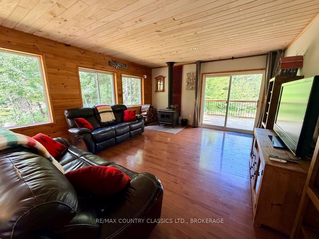 1068C Jacques Bay Road, Addington Highlands, ON K0H 1K0 photo 3