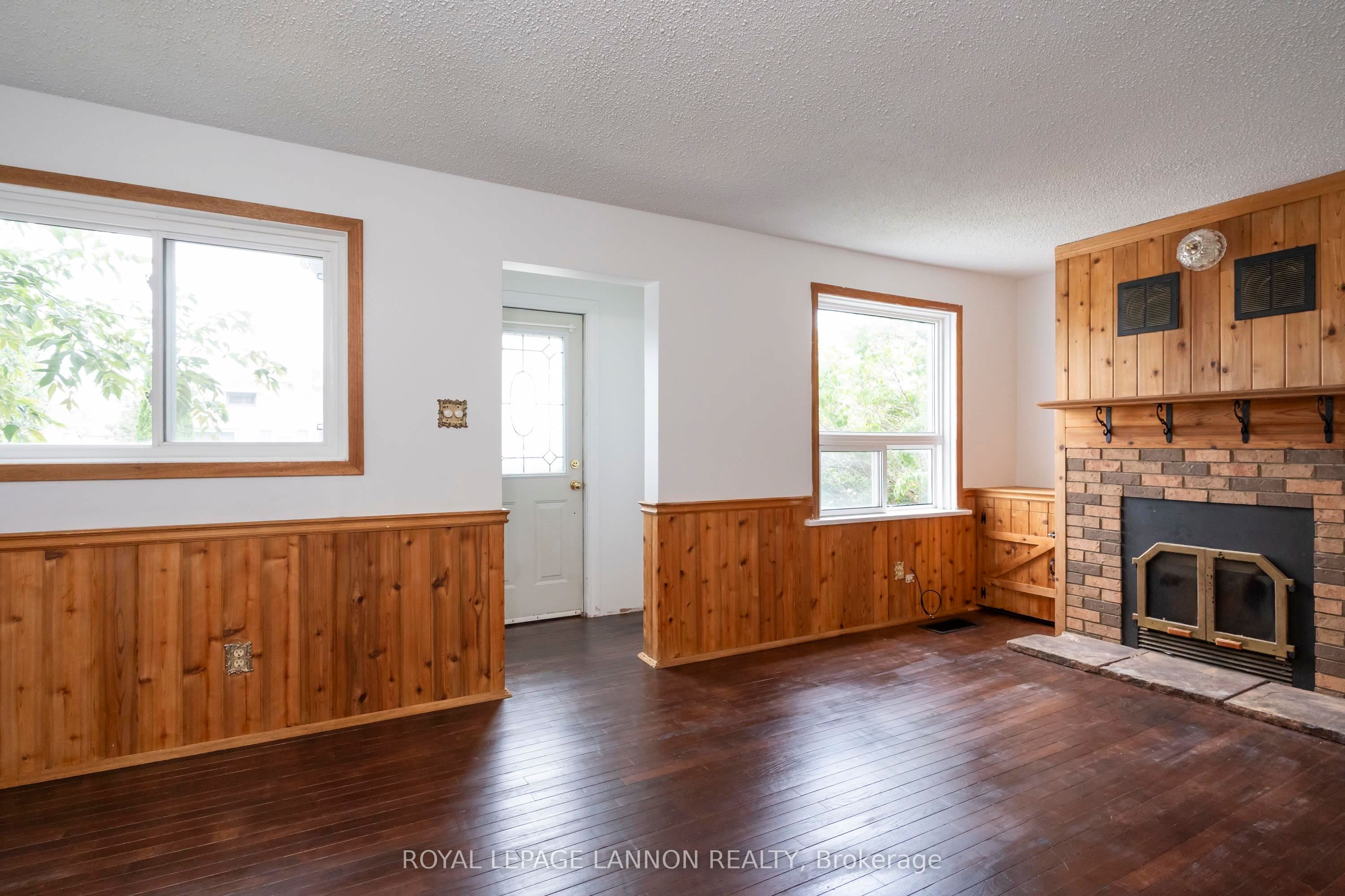 873 MINNESOTA Street, Thunder Bay, ON P7C 3L7 photo 2