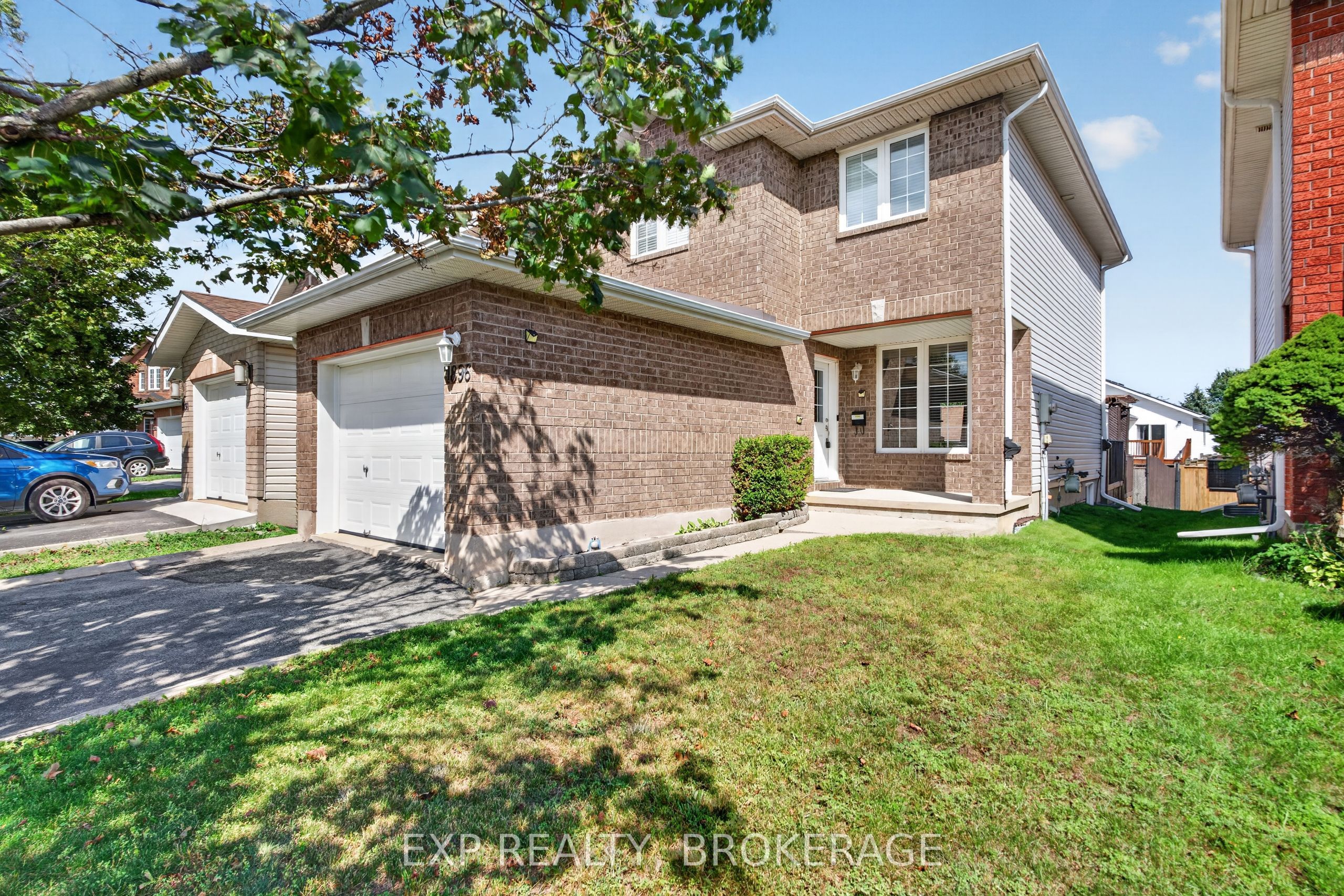 1896 BERRYWOOD Crescent, Kingston, ON K7P 3G4