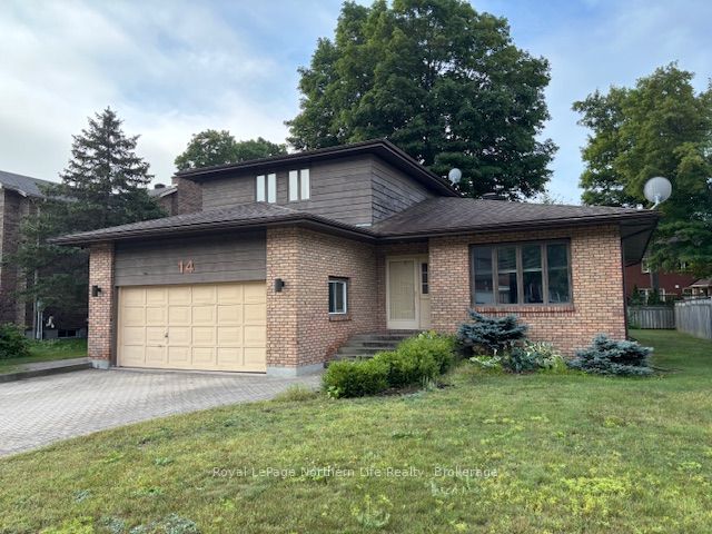 14 Nottingham Drive, North Bay, ON P1C 1K9 photo 2