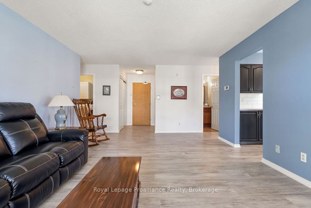54 Tripp Boulevard 208, Quinte West, ON K8V 5V1 photo 5