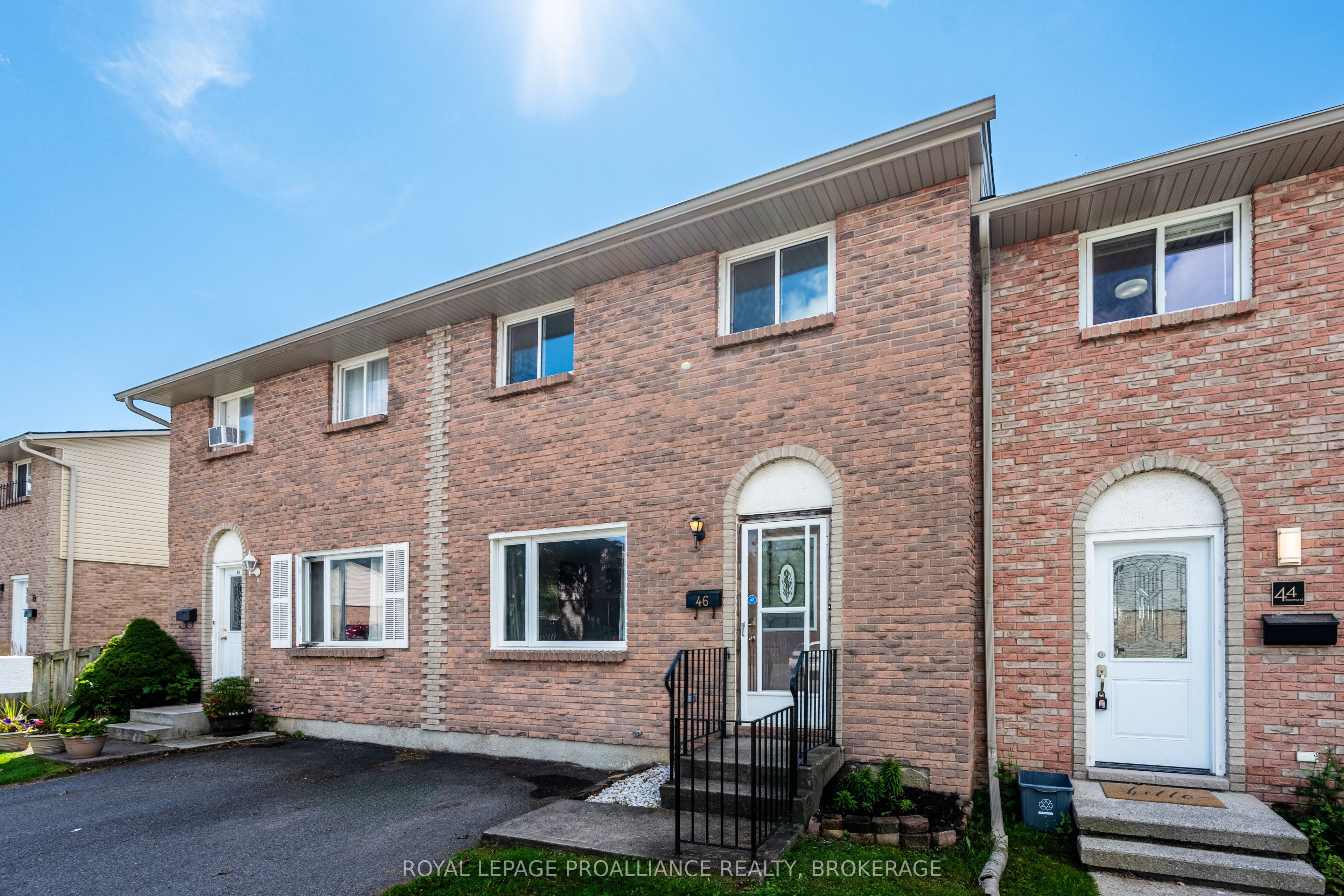 46 Rosemund Crescent, Kingston, ON K7M 6Z4
