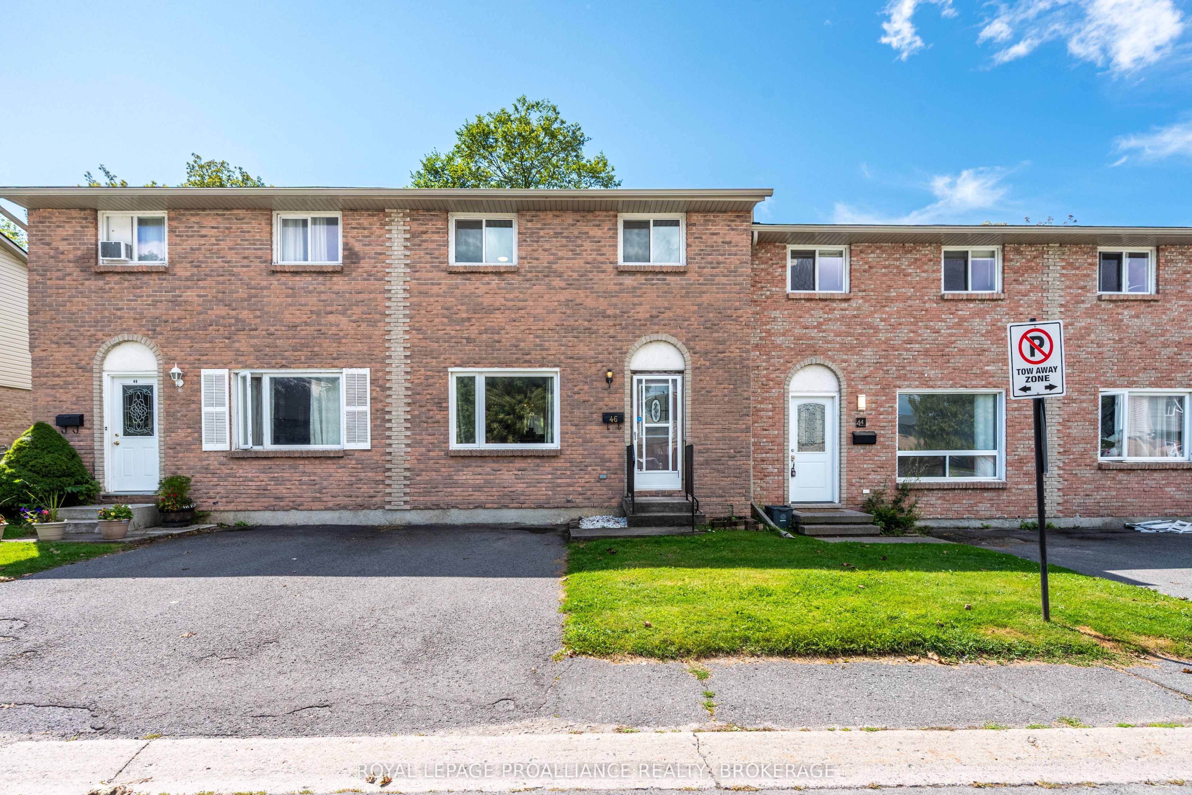 46 Rosemund Crescent, Kingston, ON K7M 6Z4 photo 2