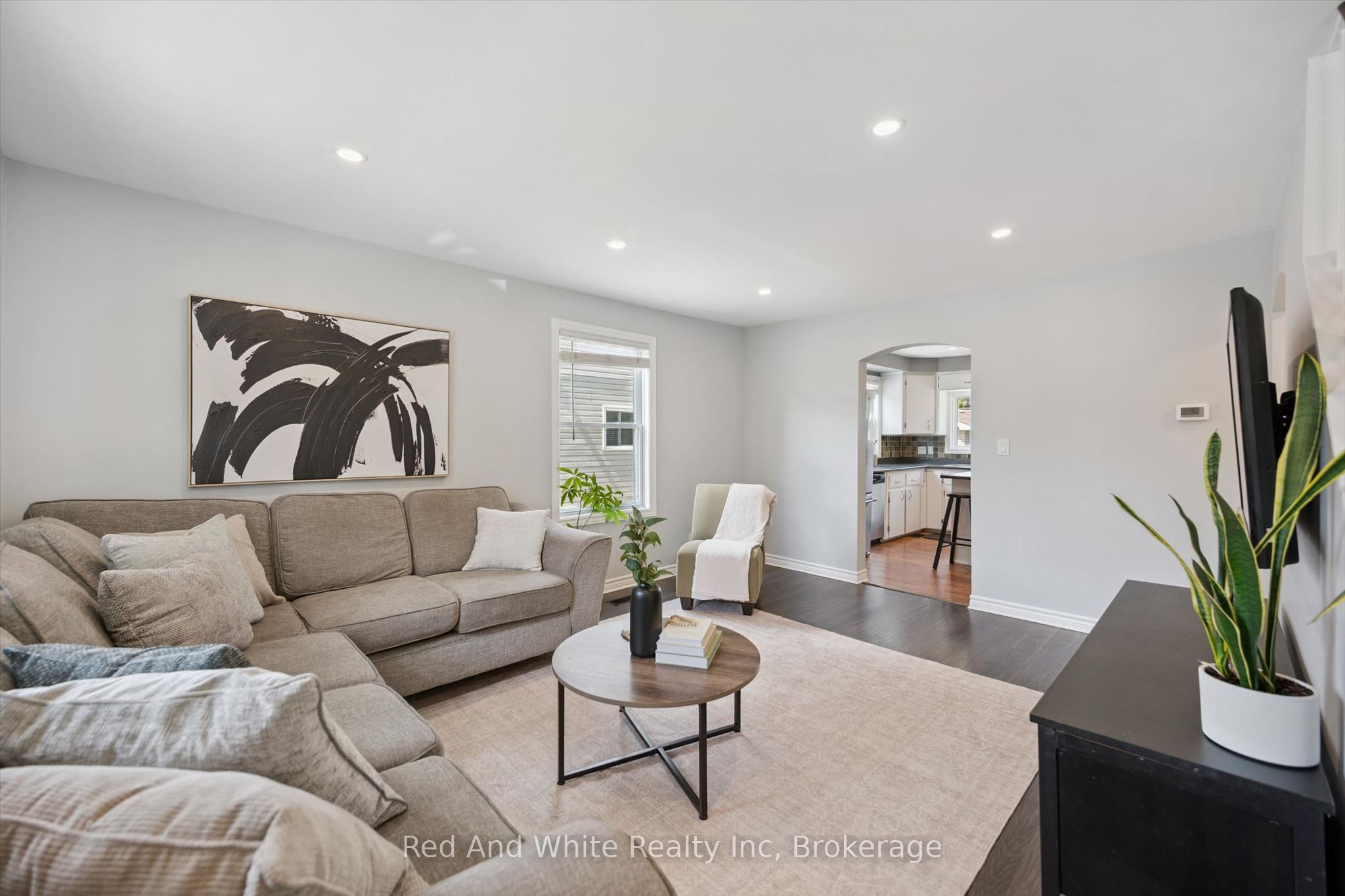 131 Norfolk Avenue, Cambridge, ON N1R 3V3 photo 4