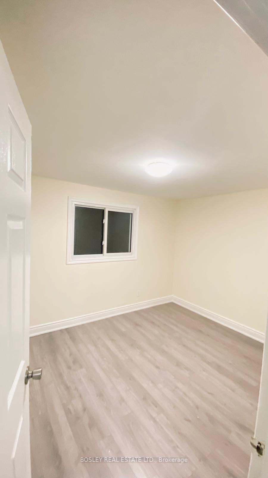 508 Pinetree Crescent, Cambridge, ON N3H 4X5 photo 4