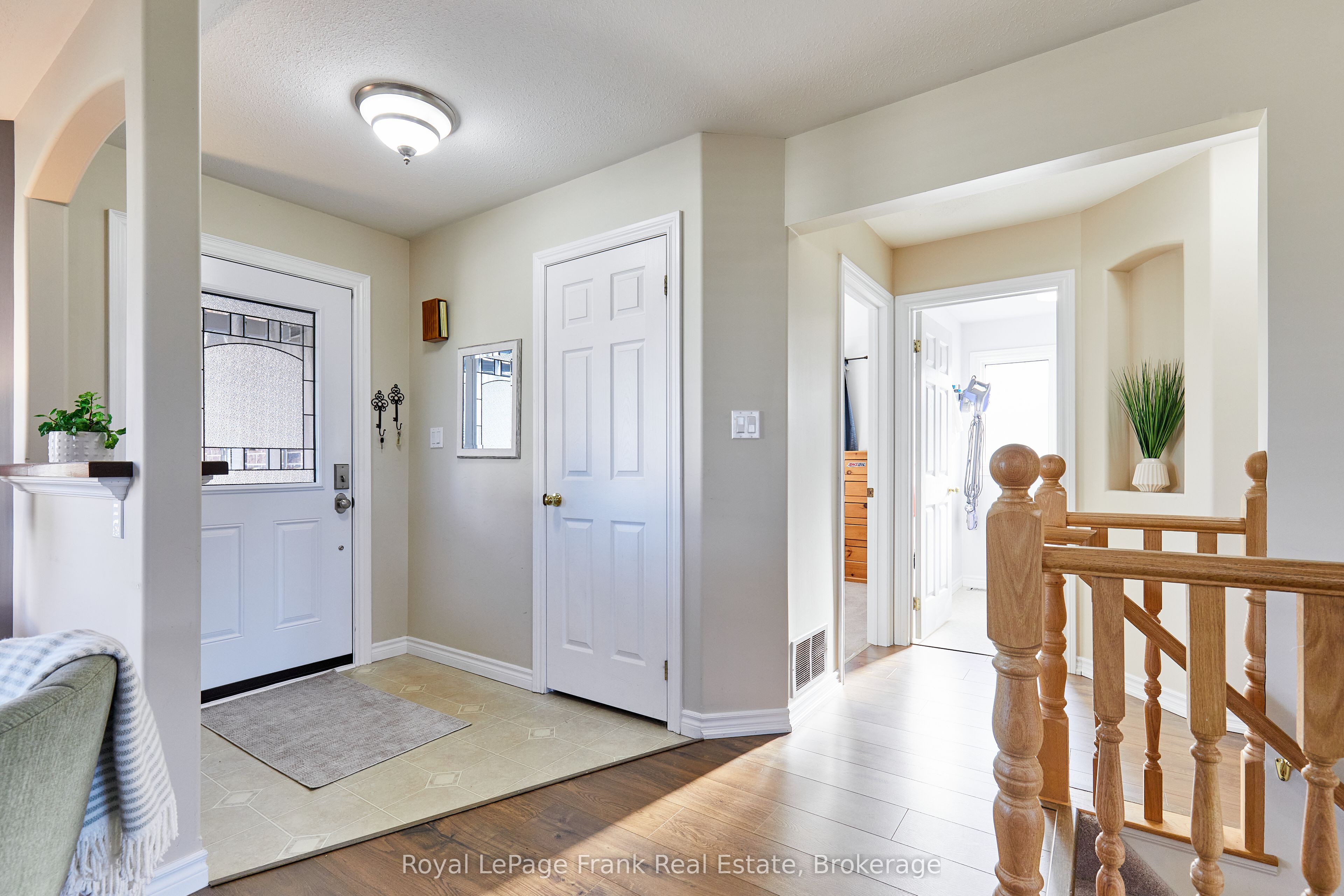24 Beverly Street, Kawartha Lakes, ON K9V 4Y7 photo 4