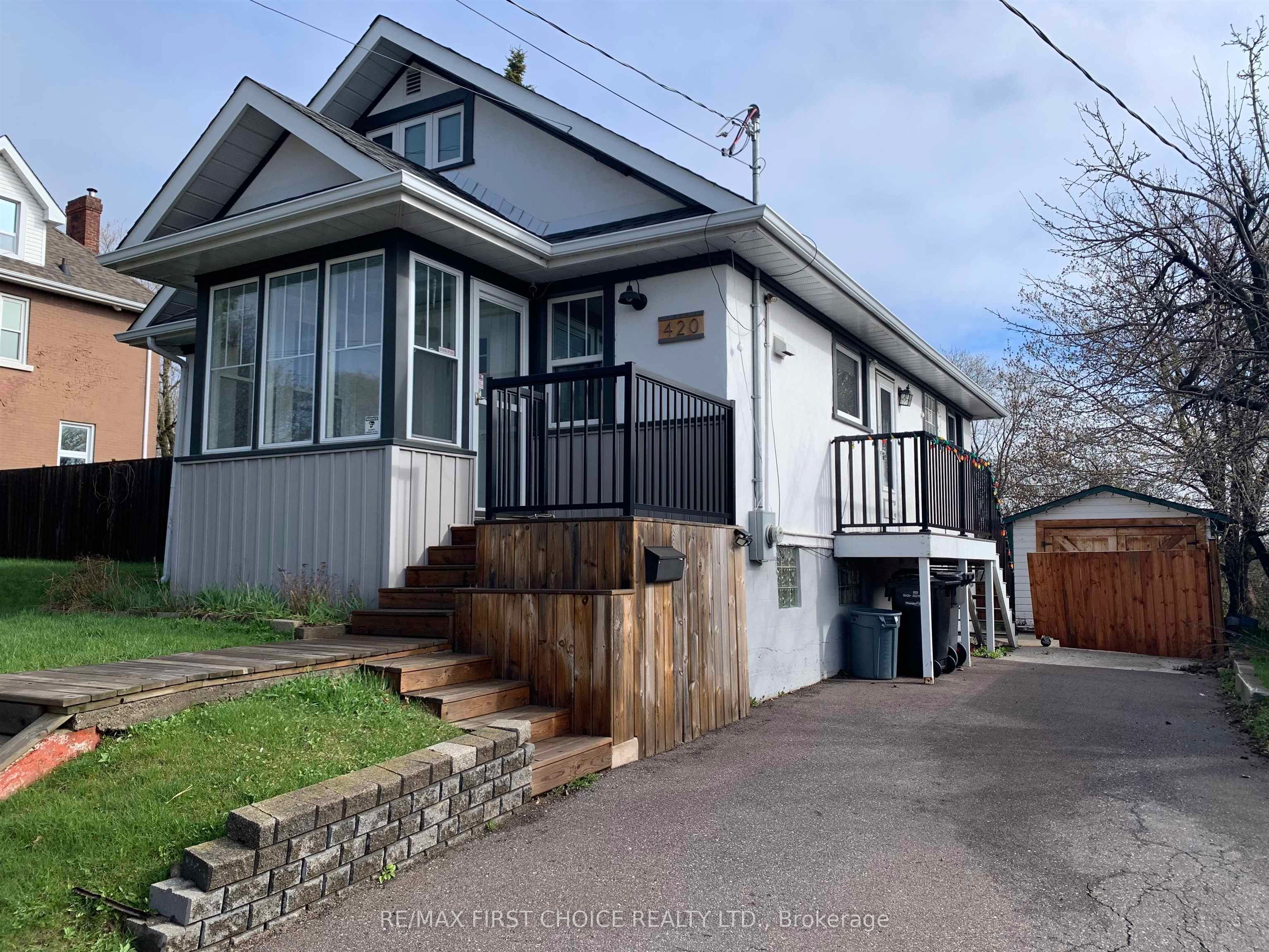 420 Van Norman Street, Thunder Bay, ON P7A 4C7