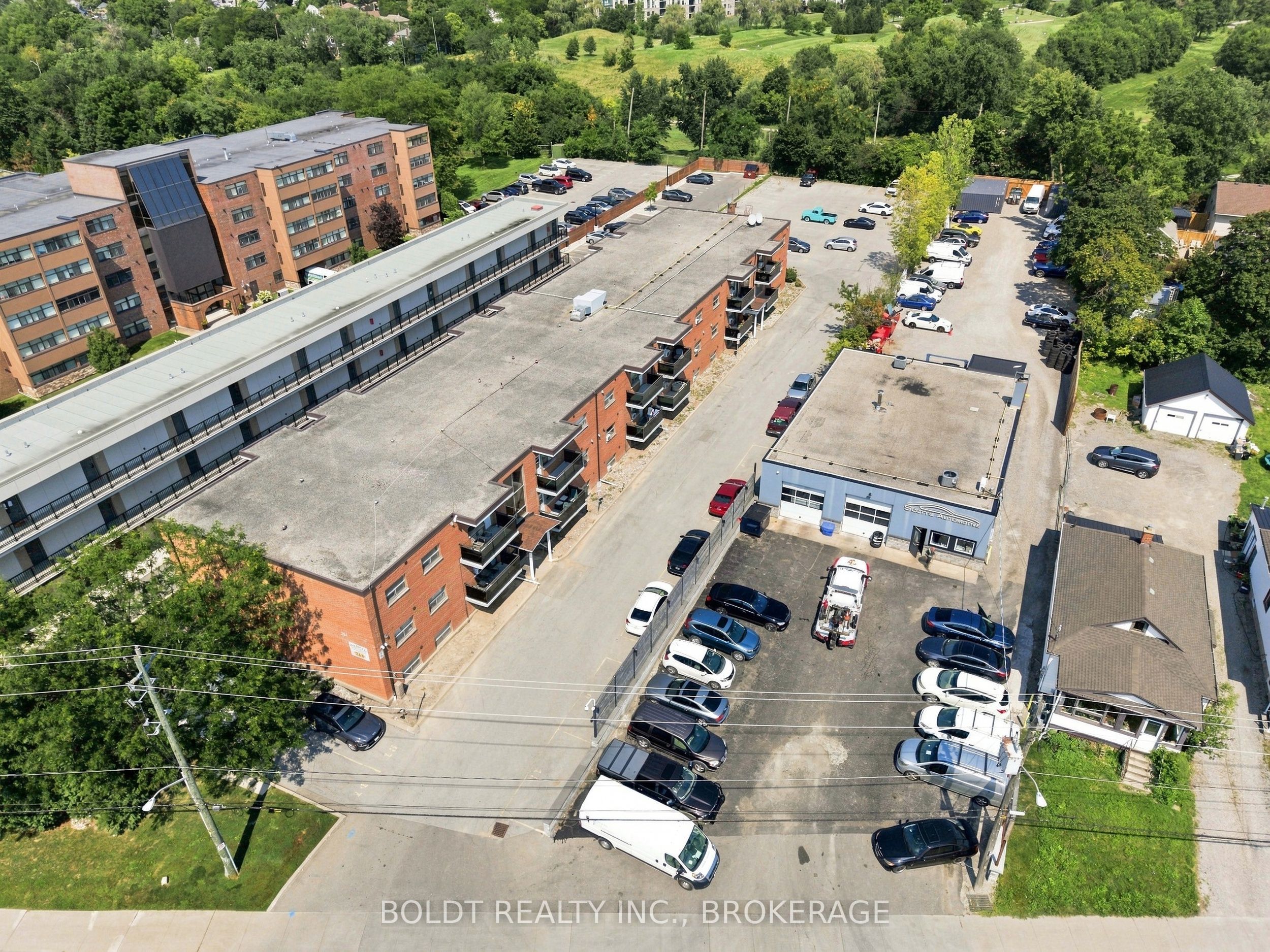 264 Oakdale Avenue 307, St. Catharines, ON L2P 2K4 photo 3
