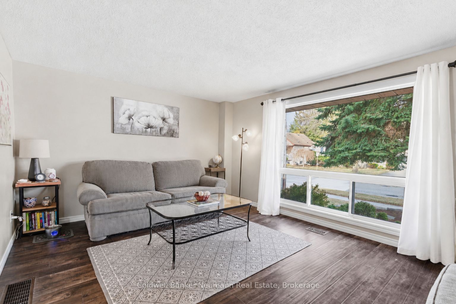 99 Emma Street, Guelph, ON N1E 1V1 photo 3