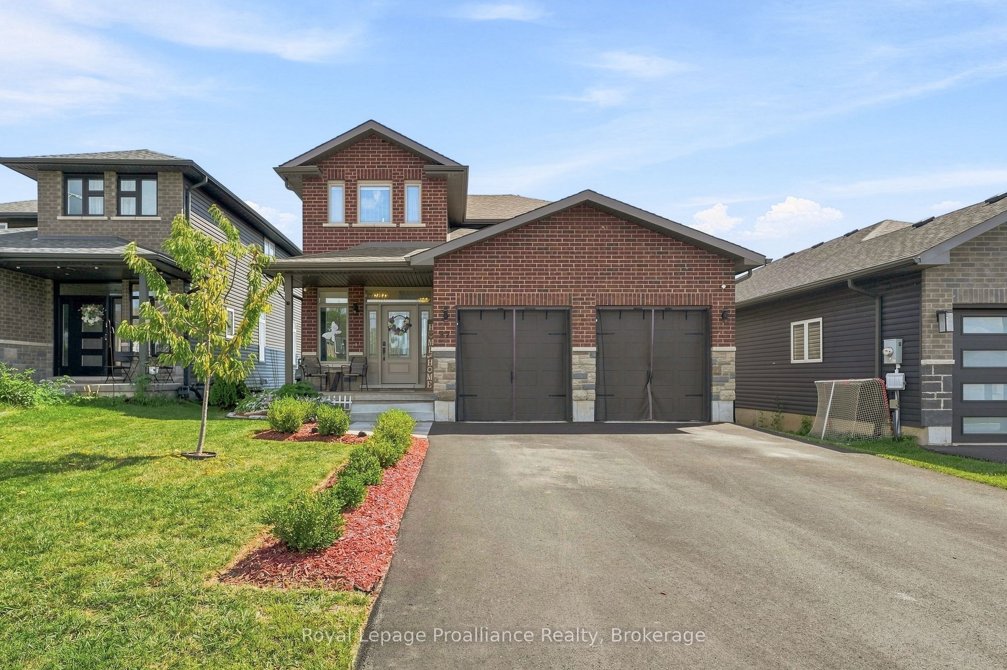 92 Northumberland Boulevard, Quinte West, ON K8V 0L1 photo 2