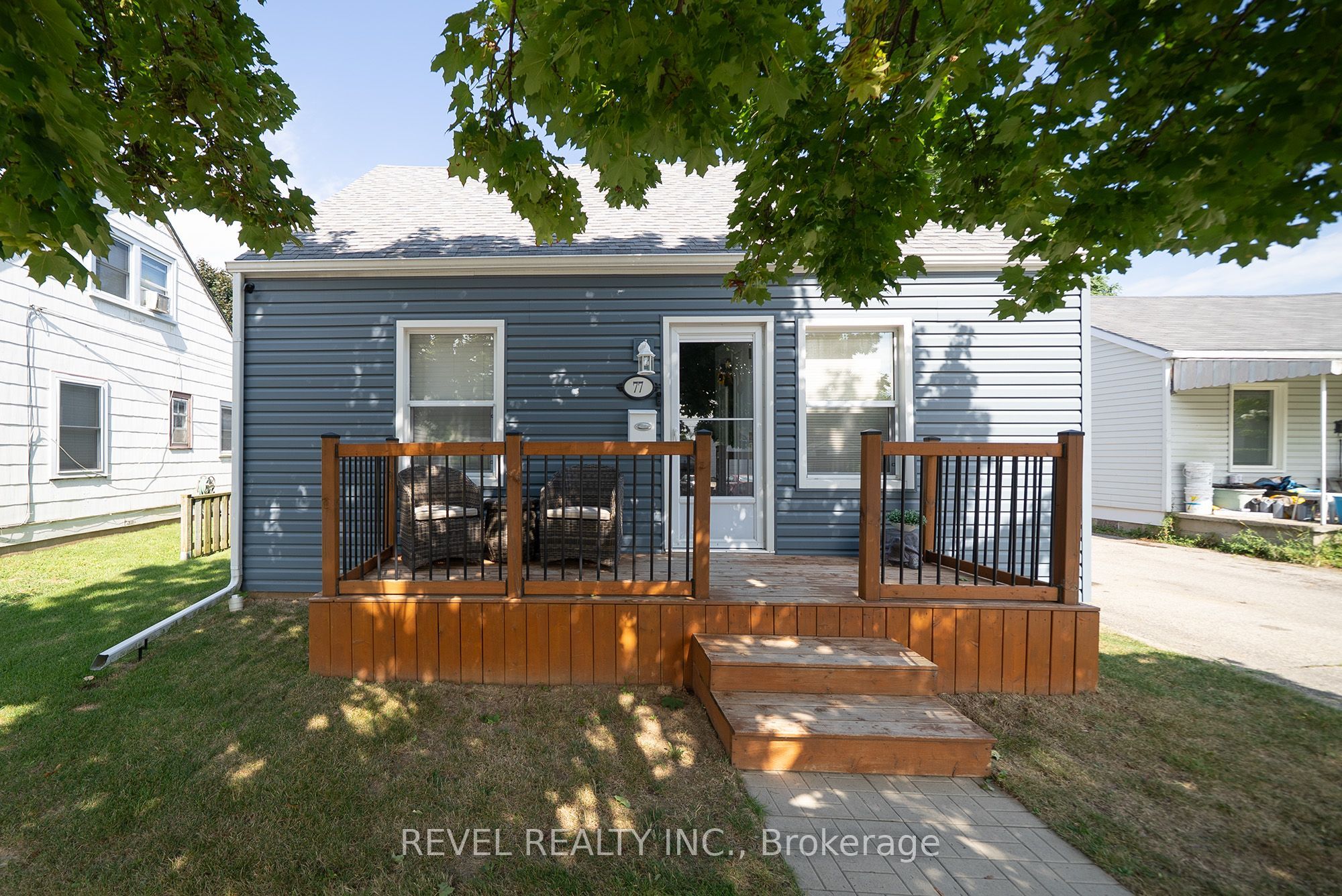 77 Eighth Avenue, Brantford, ON N3S 1C4 photo 3