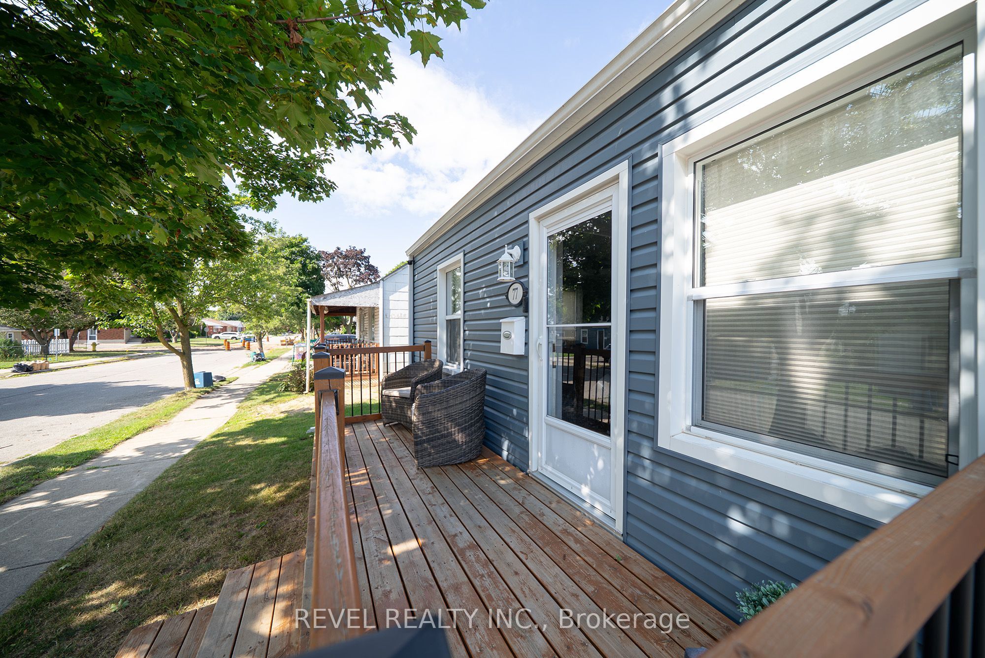 77 Eighth Avenue, Brantford, ON N3S 1C4 photo 5
