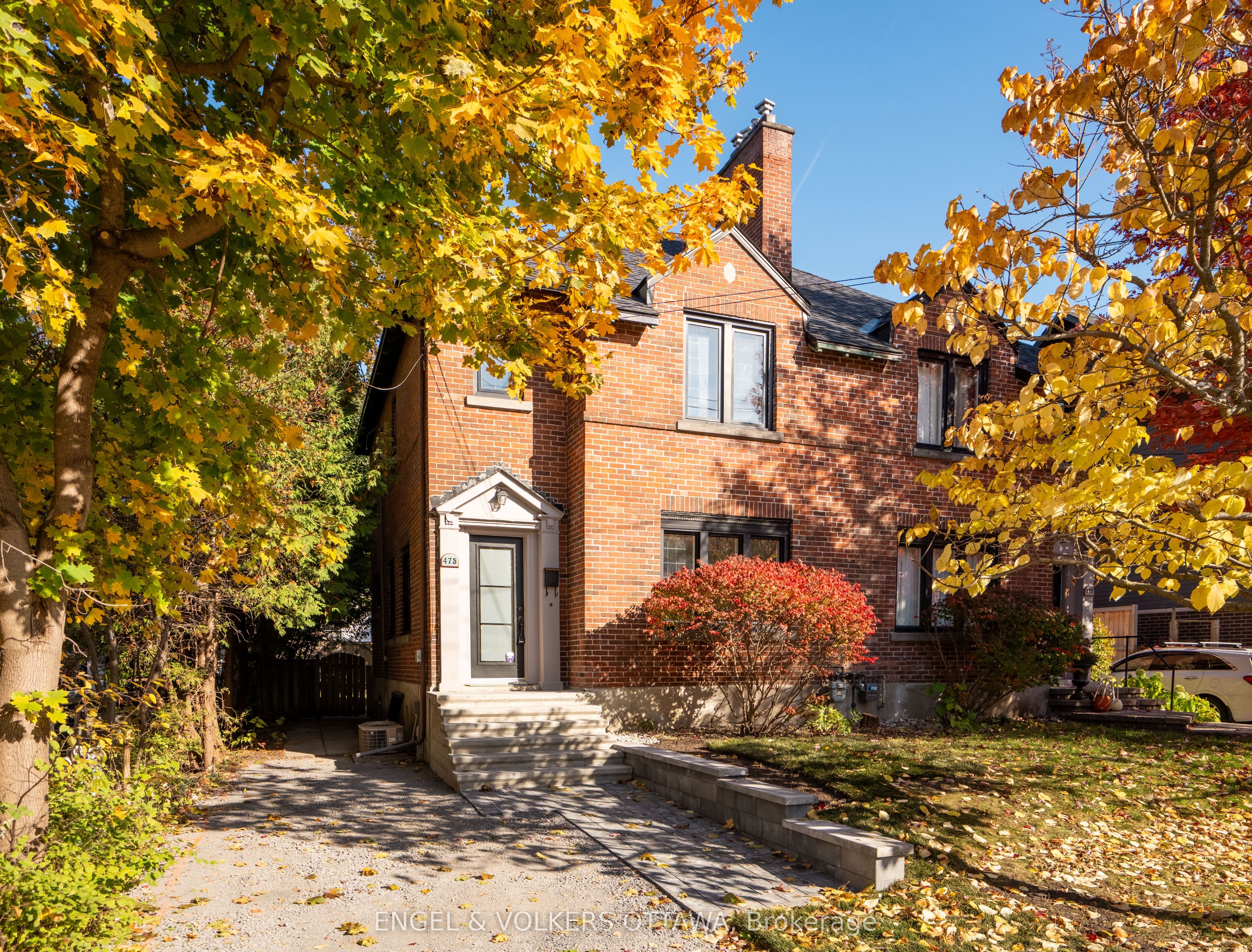 475 Golden Avenue, Carlingwood - Westboro and Area, ON K2A 2E4