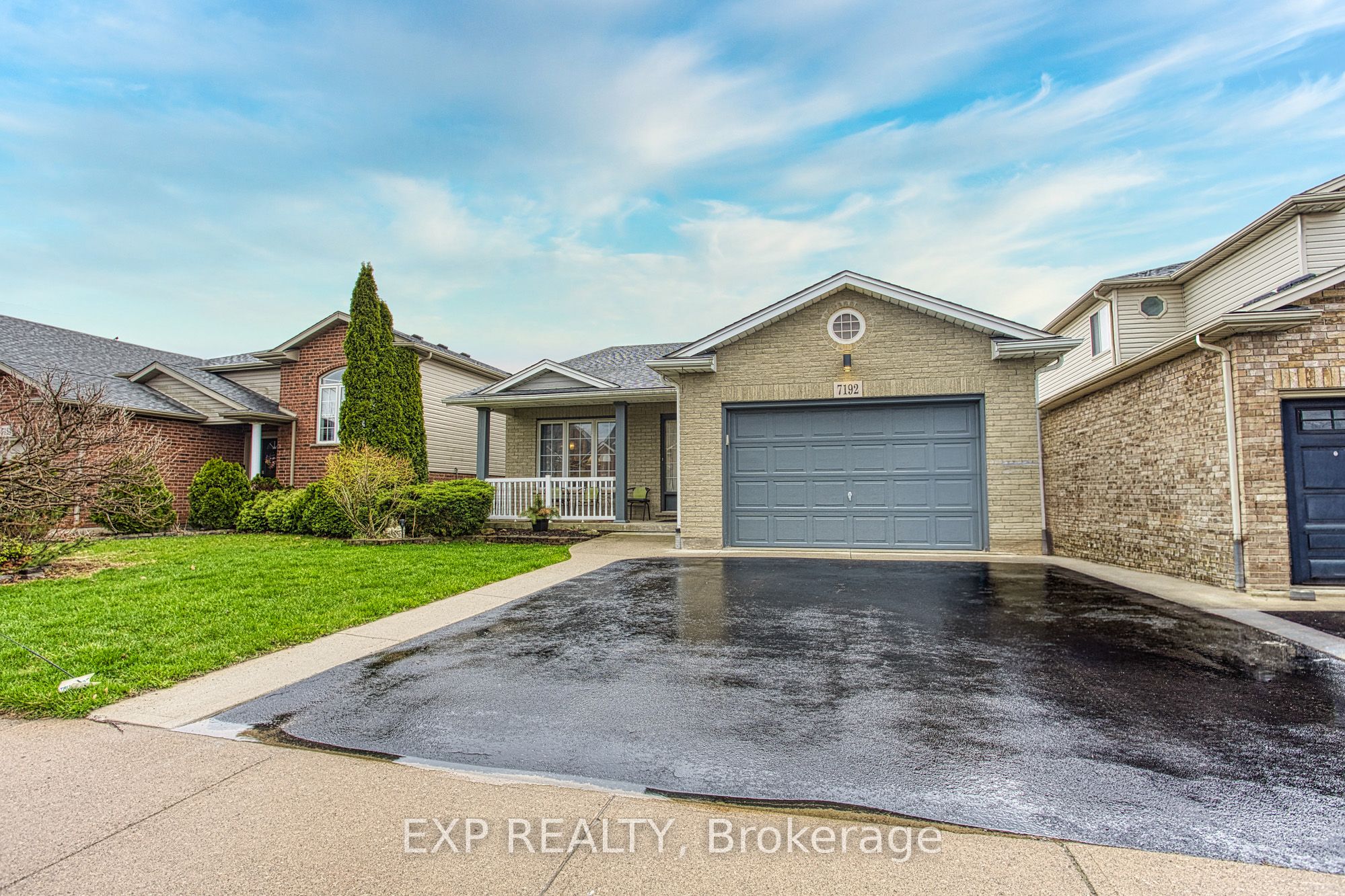 7192 Kelly Drive, Niagara Falls, ON L2H 3K1