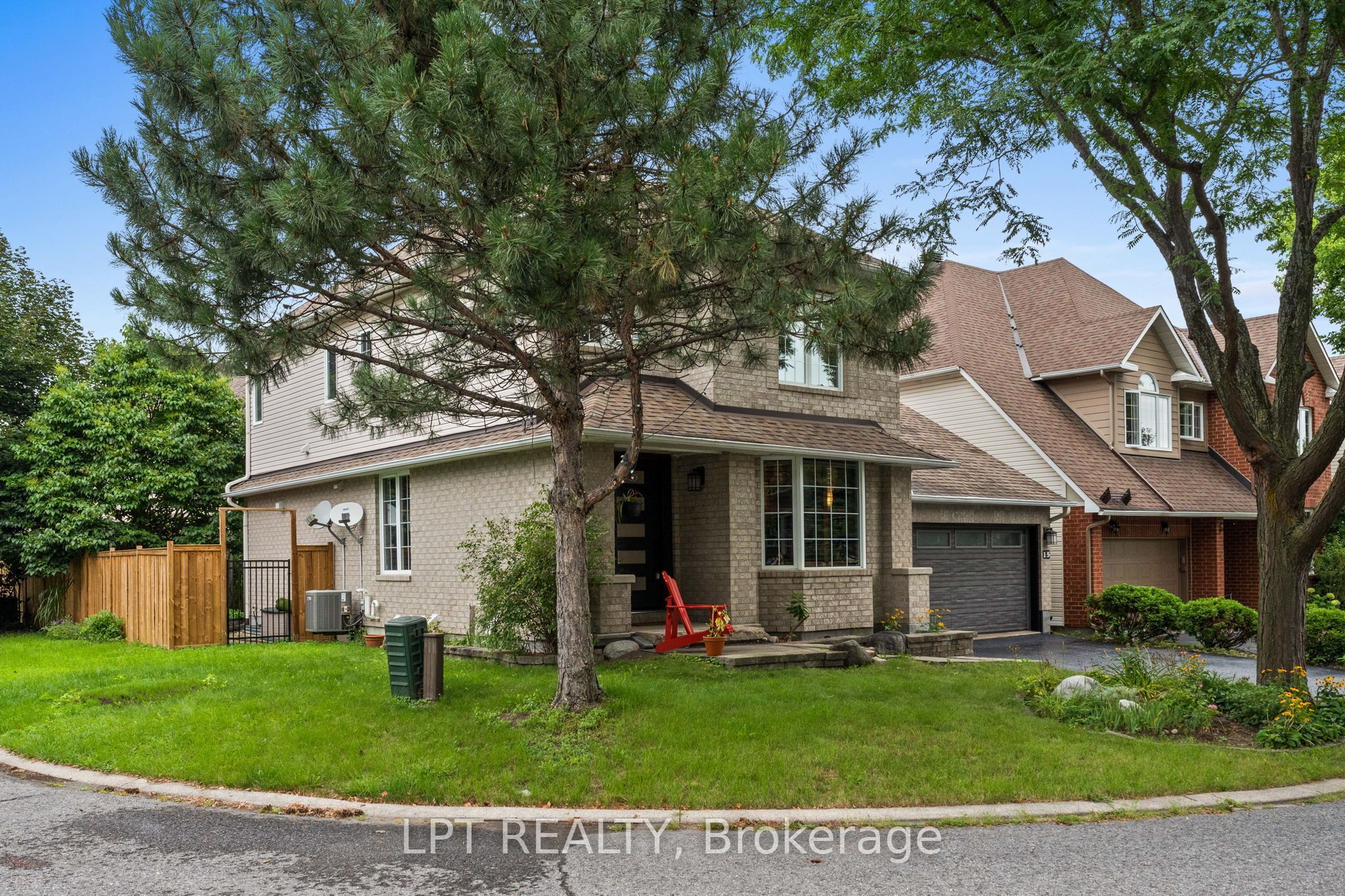 15 Spalding Avenue, Kanata, ON K2K 3B2 photo 3