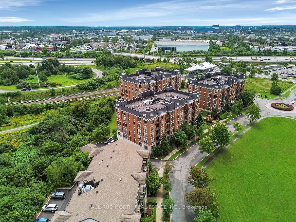 905 Beauparc Pvt Private 321, Cyrville - Carson Grove - Pineview, ON K1J 0A1 photo 2