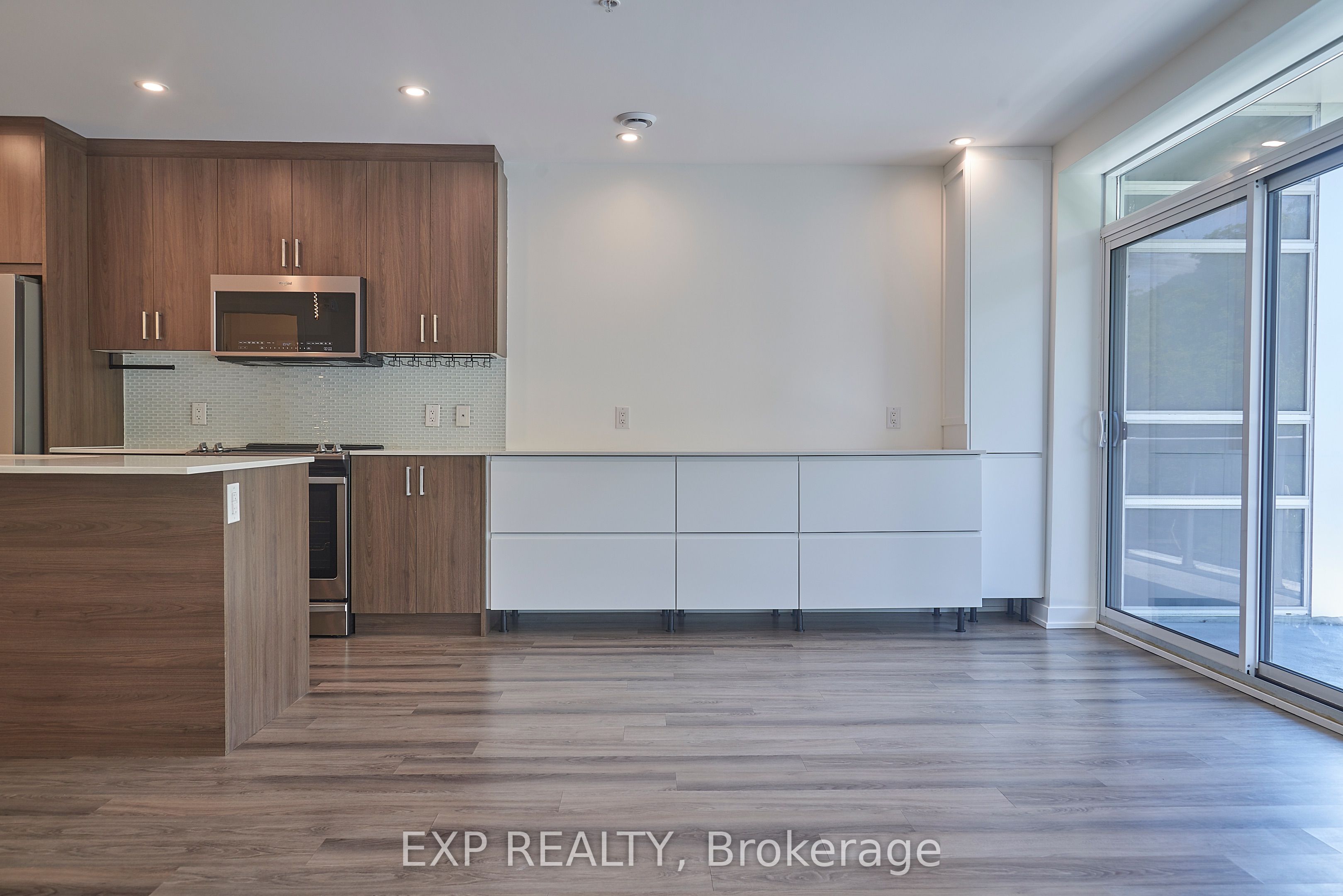 479 Charlton Avenue E 601, Hamilton, ON L8N 0B4 photo 4