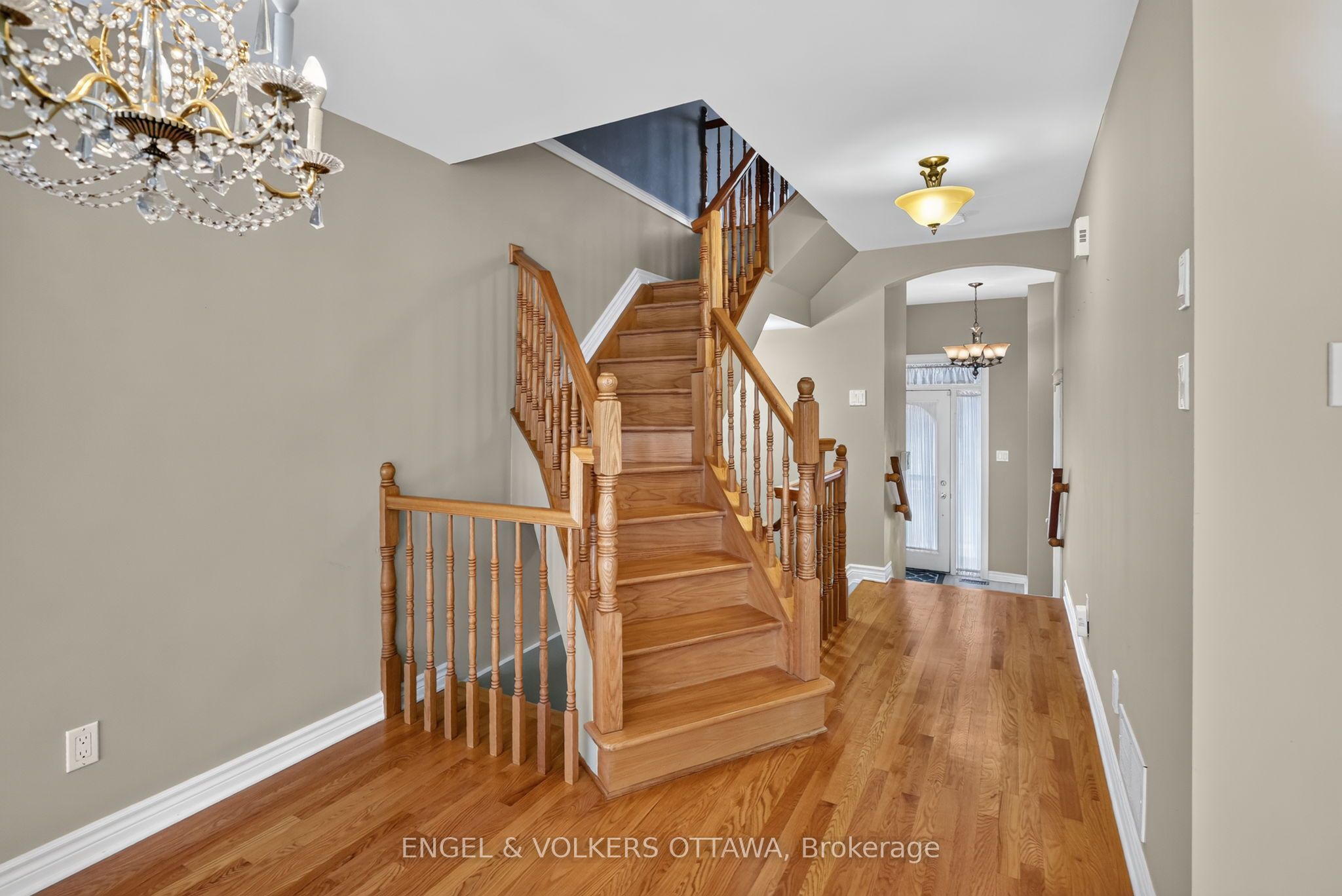 173 Hearst Way, Kanata, ON K2L 4G6 photo 5