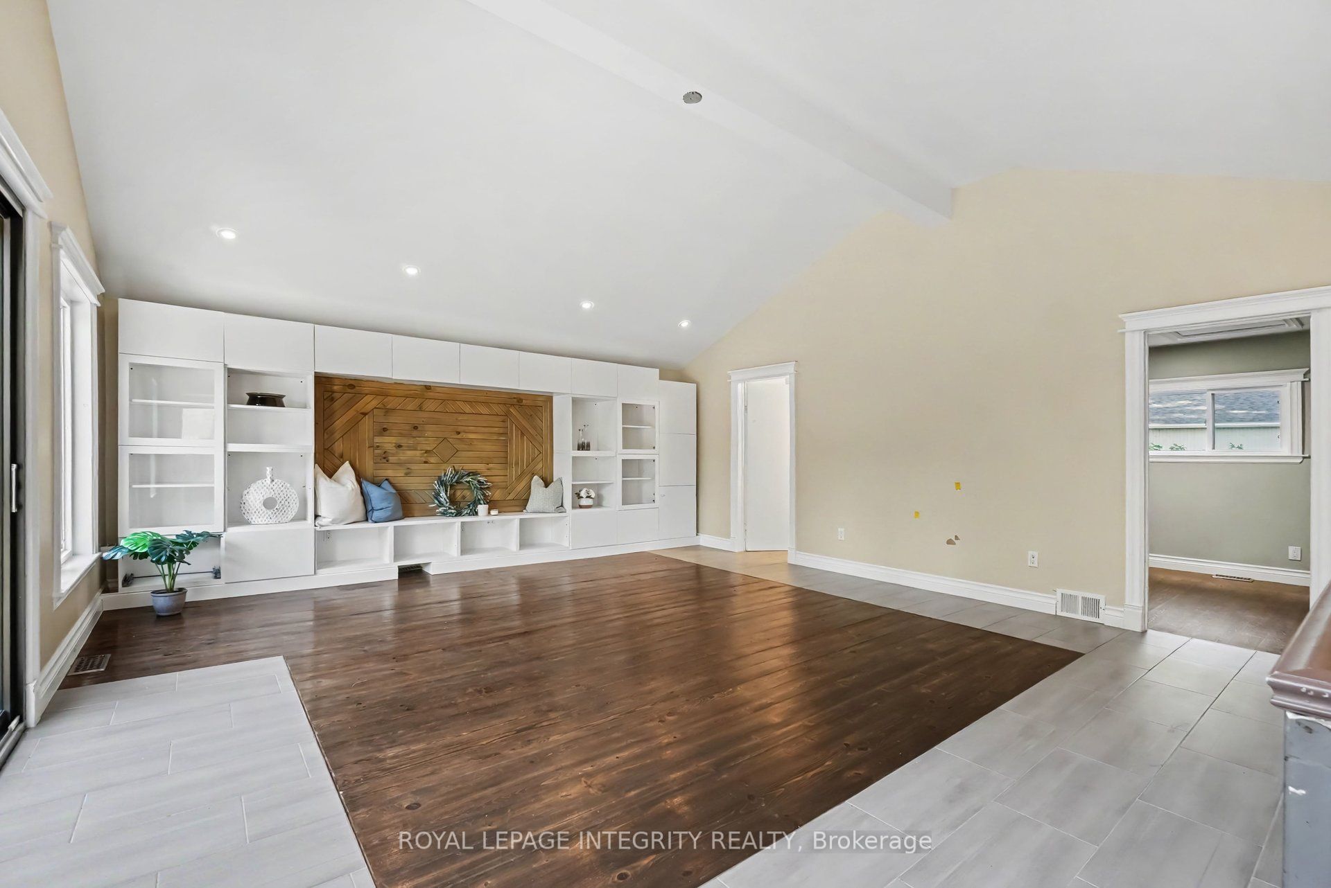 357 Bayview Drive, Constance Bay - Dunrobin - Kilmaurs - Woodlawn, ON K0A 3M0 photo 4