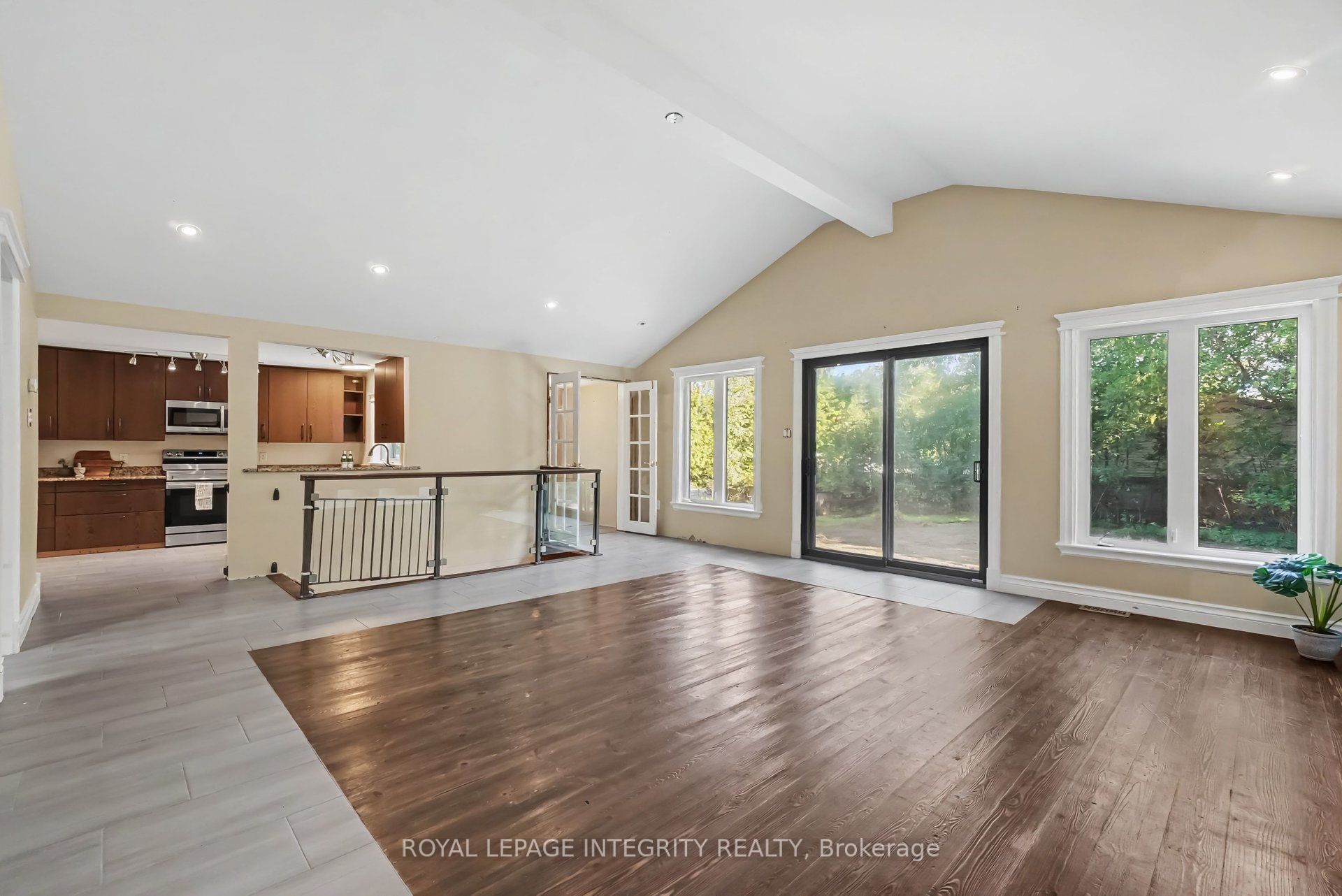357 Bayview Drive, Constance Bay - Dunrobin - Kilmaurs - Woodlawn, ON K0A 3M0 photo 5