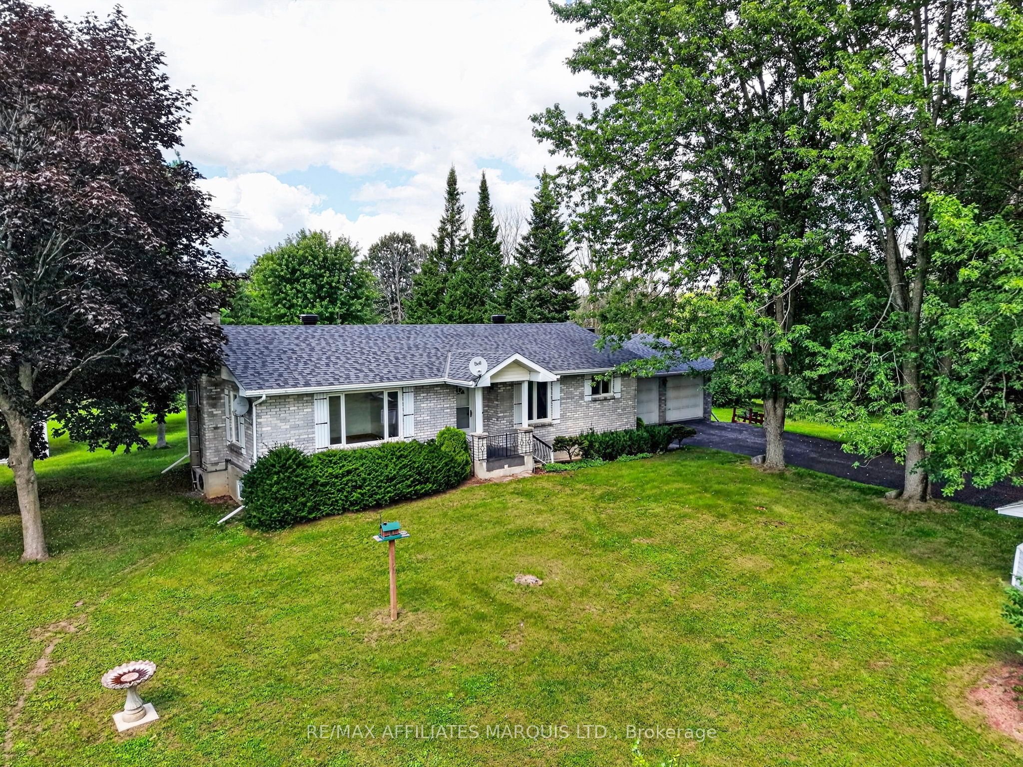 19485 Glen Road, South Glengarry, ON K0C 2J0 photo 5