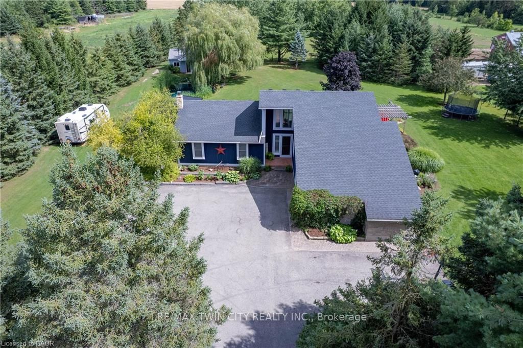 6471 Sideroad 15 Road, Mapleton, ON N4W 3G8 photo 2