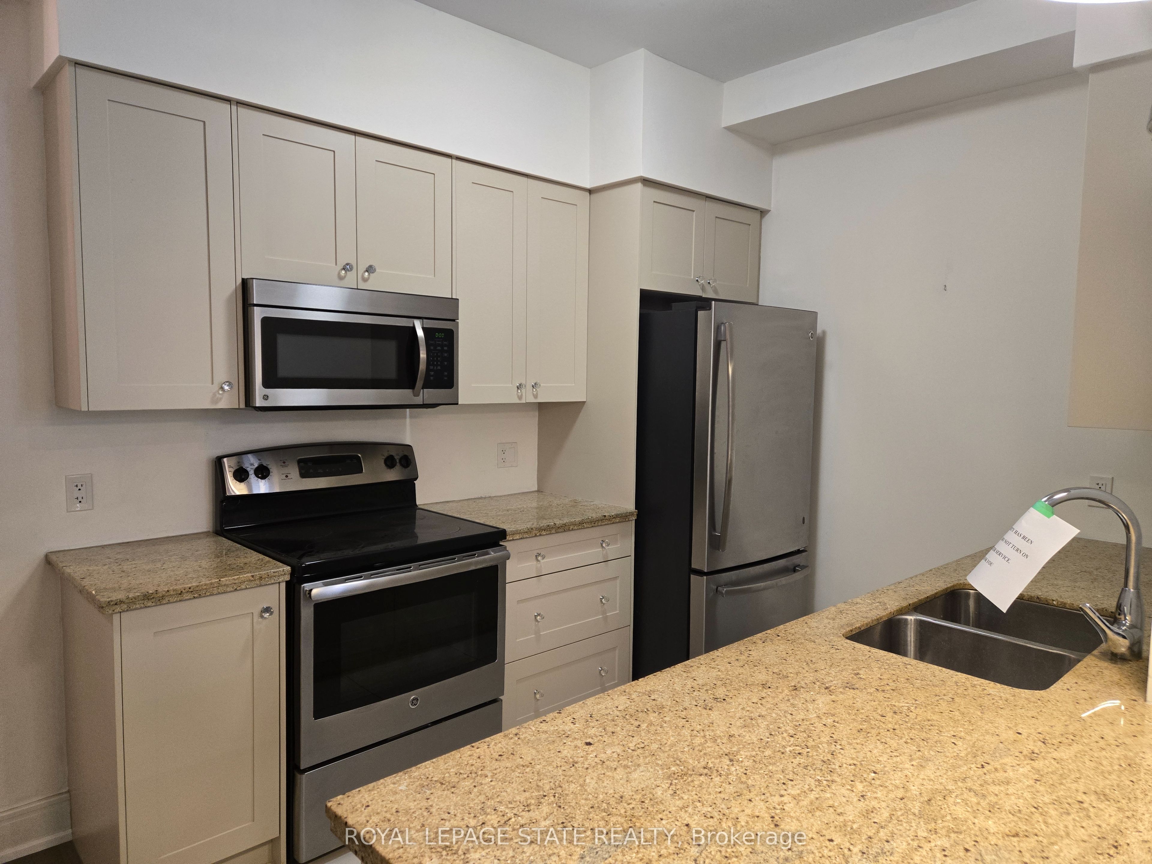 112 King Street E 410, Hamilton, ON L8N 1A8 photo 5