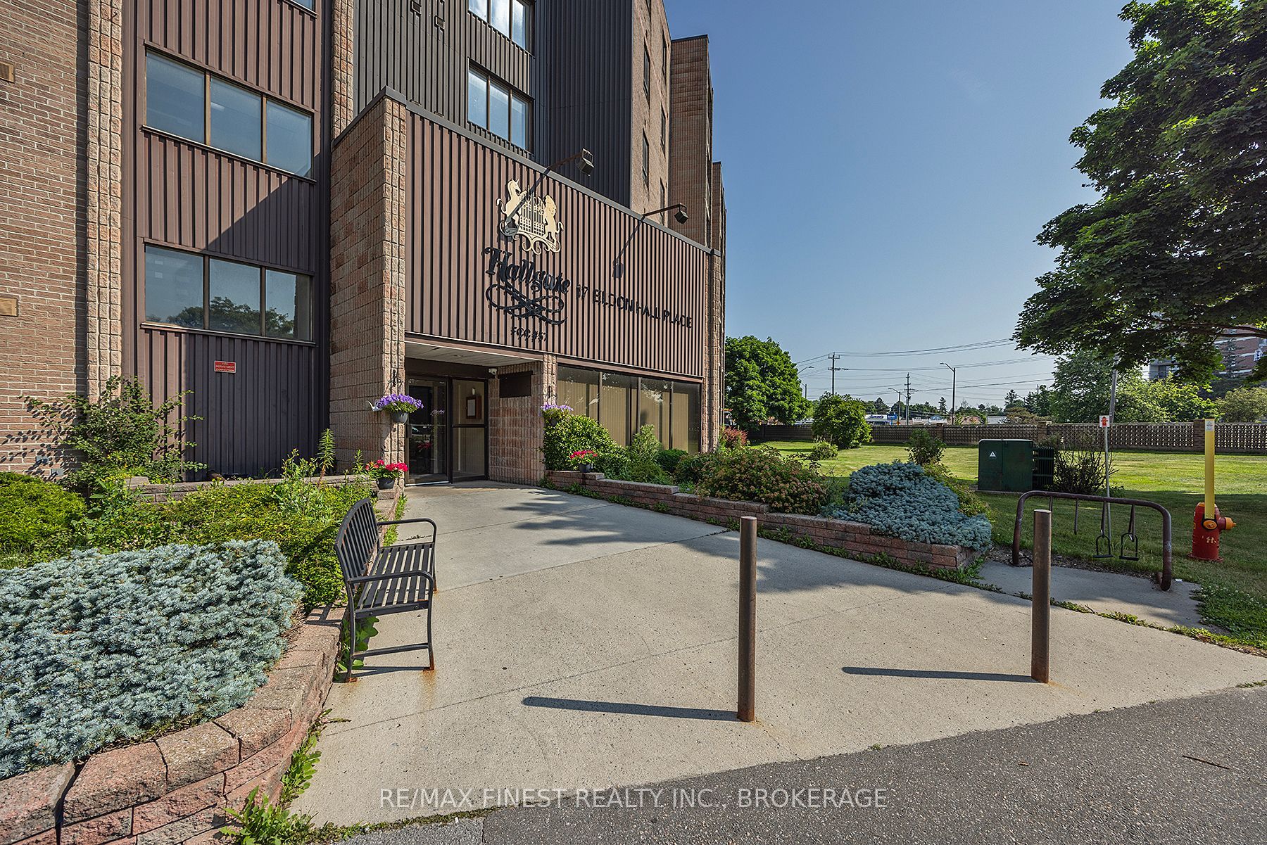 17 Eldon Hall Place 414, Kingston, ON K7M 7H5 photo 2