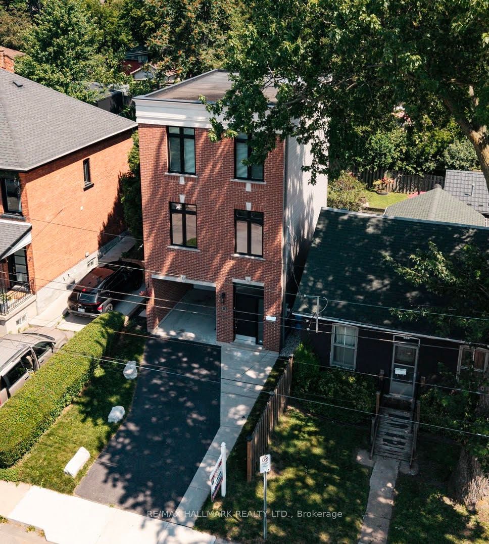 53 Wood Street E, Hamilton, ON L8L 3Y2