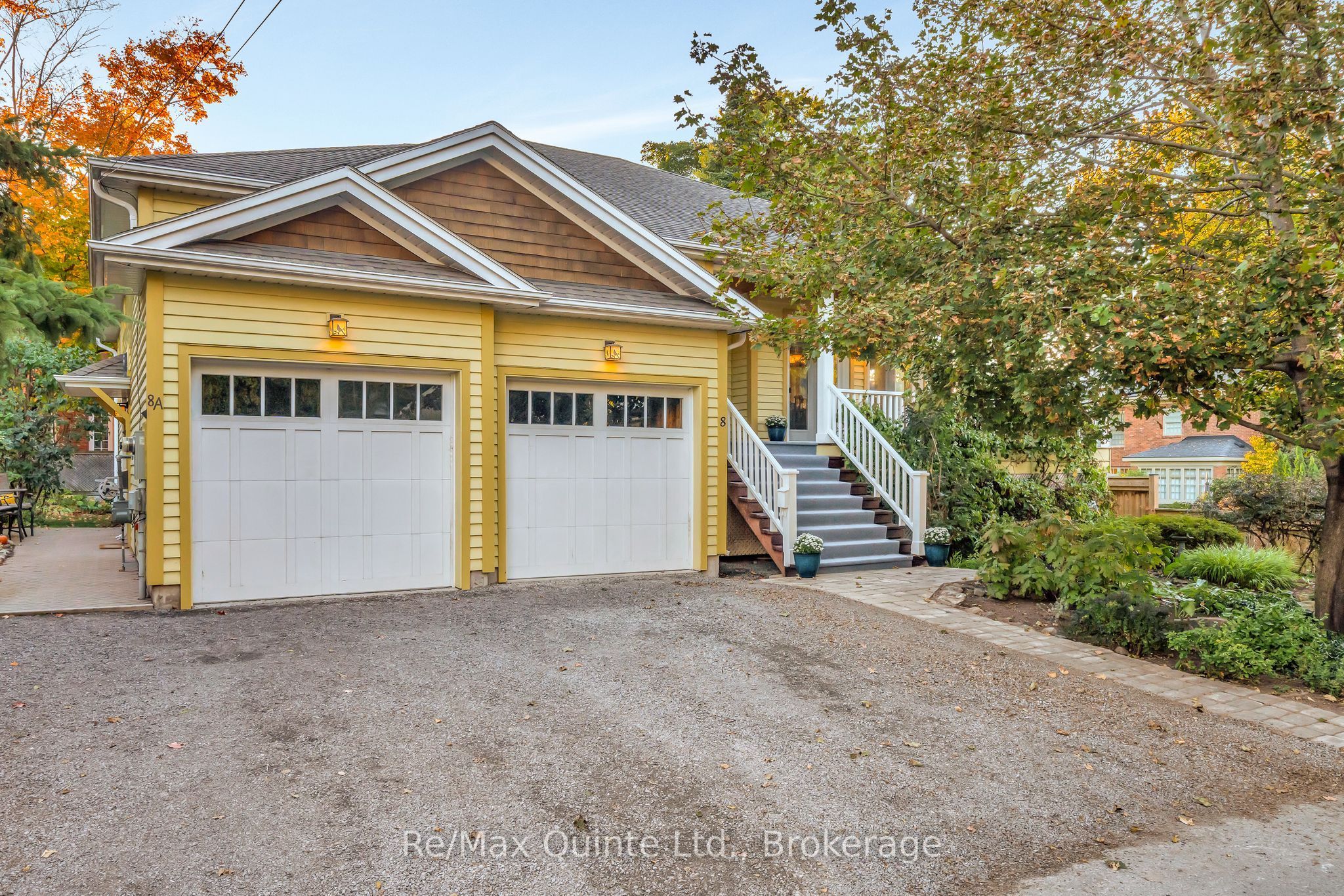 8 Mount Pleasant Road, Belleville, ON K8N 3J2