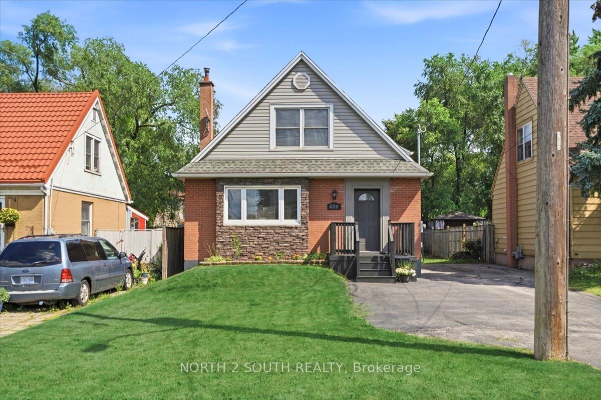 624 Brighton Avenue, Hamilton, ON L8H 6H2