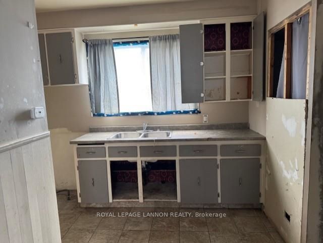132 Northern Avenue, Thunder Bay, ON P7C 2V5 photo 4