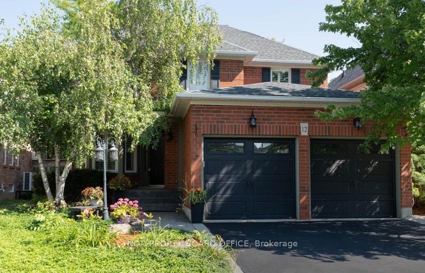 12 Pinto Drive, Hamilton, ON L9K 1L1 photo 2