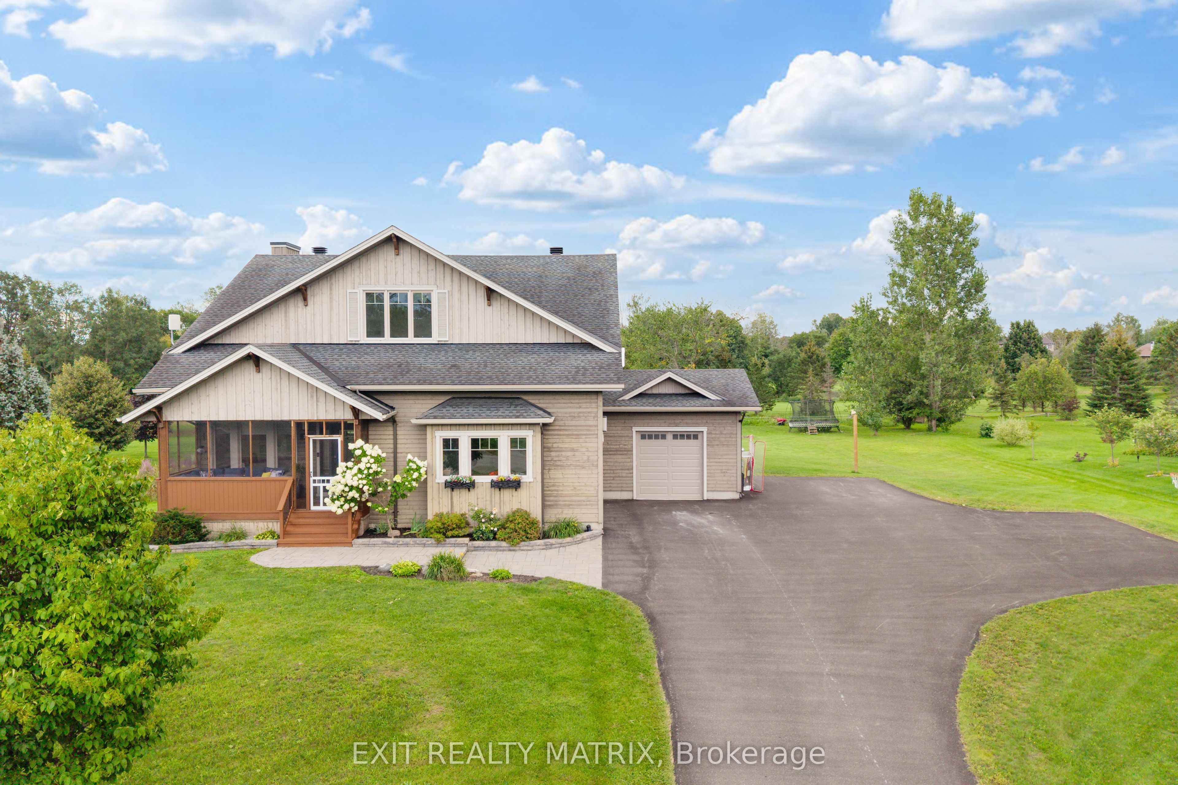 123 Muirfield Court, Mississippi Mills, ON K0A 2X0