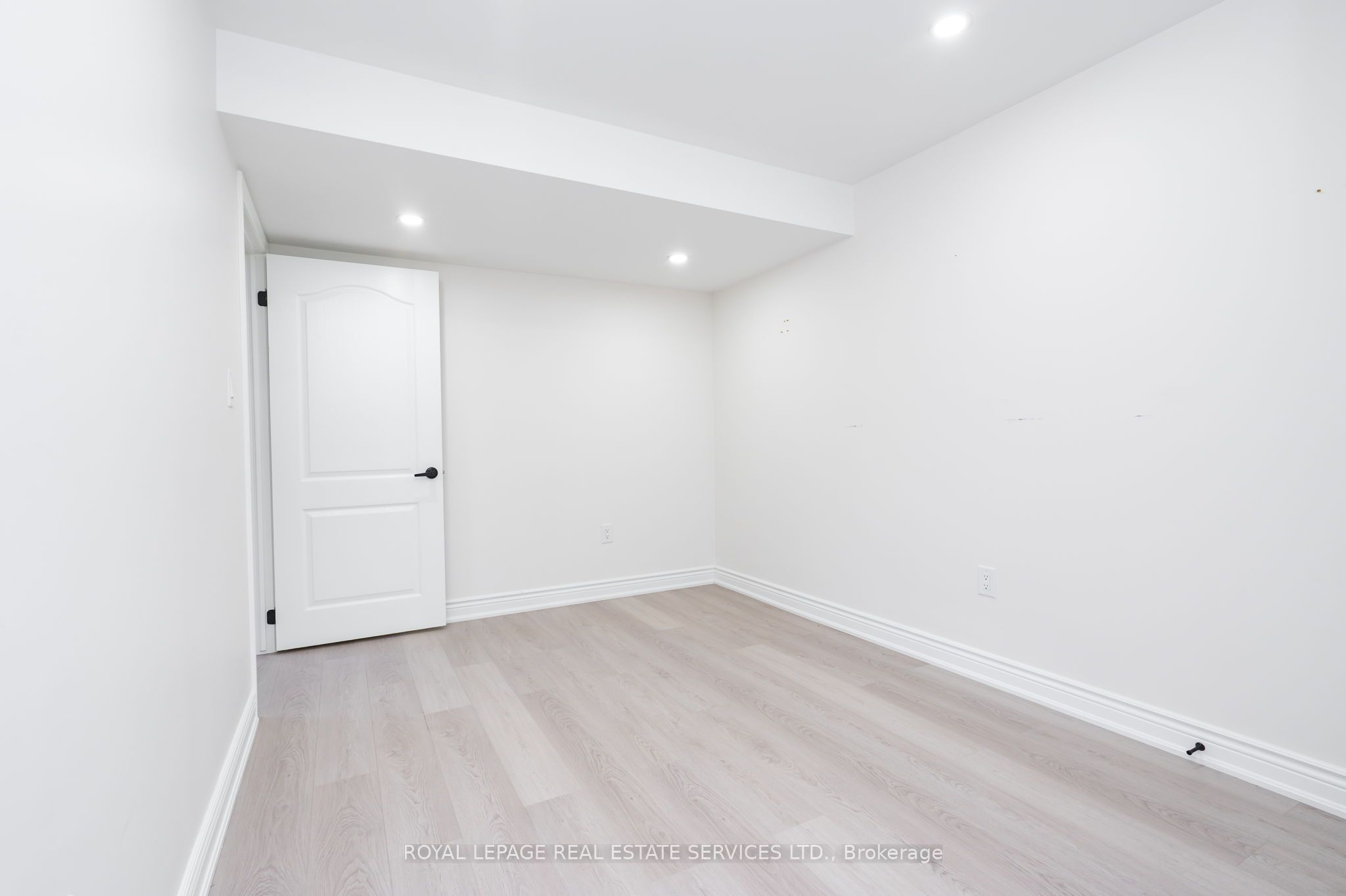 166 Deerpath Drive 72, Guelph, ON N1K 0E2 photo 5