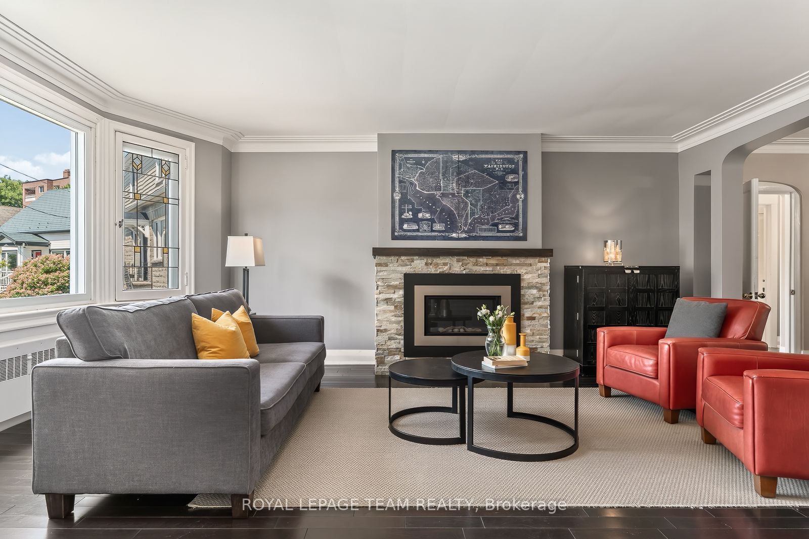 111 Ivy Crescent, New Edinburgh - Lindenlea, ON K1M 1Y1 photo 2